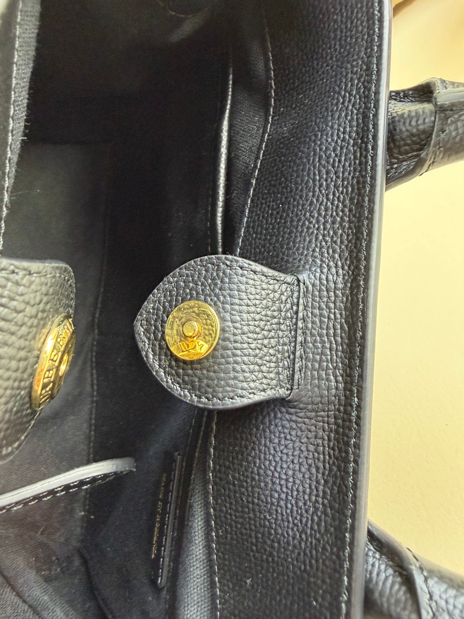 Burberry black leather house checks pebbled banner small