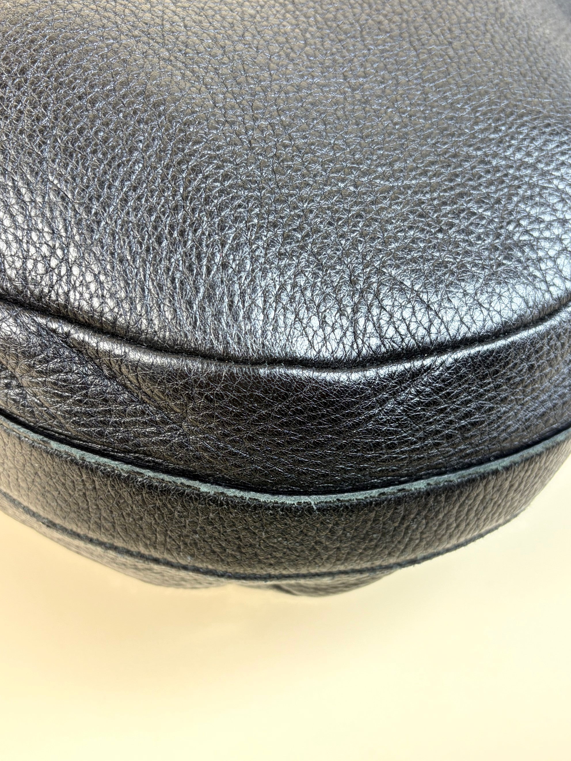 Gucci black leather bamboo jungle messenger chain bag