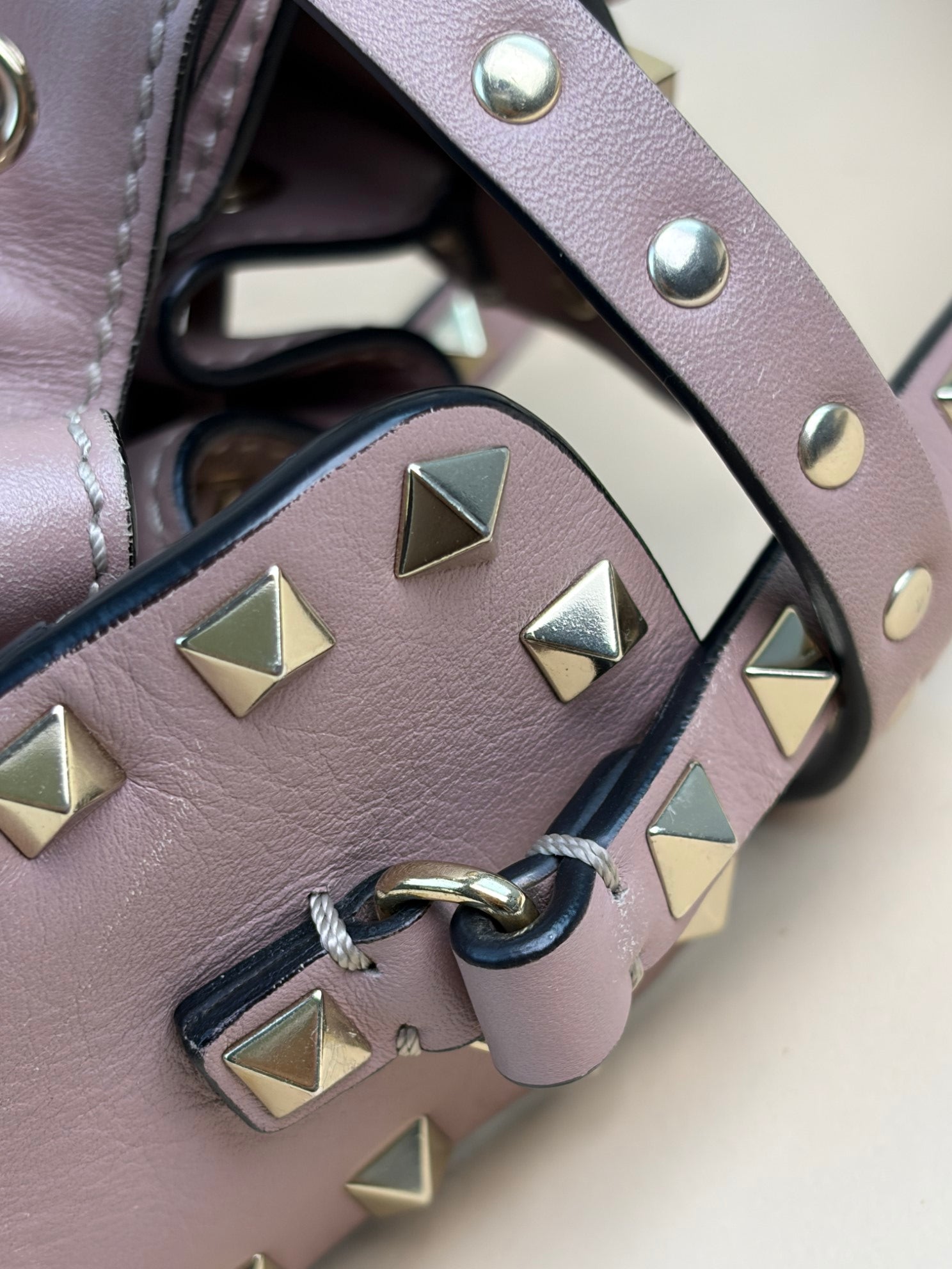 Valentino Nude Rockstud Bucket Small Crossbody Bag