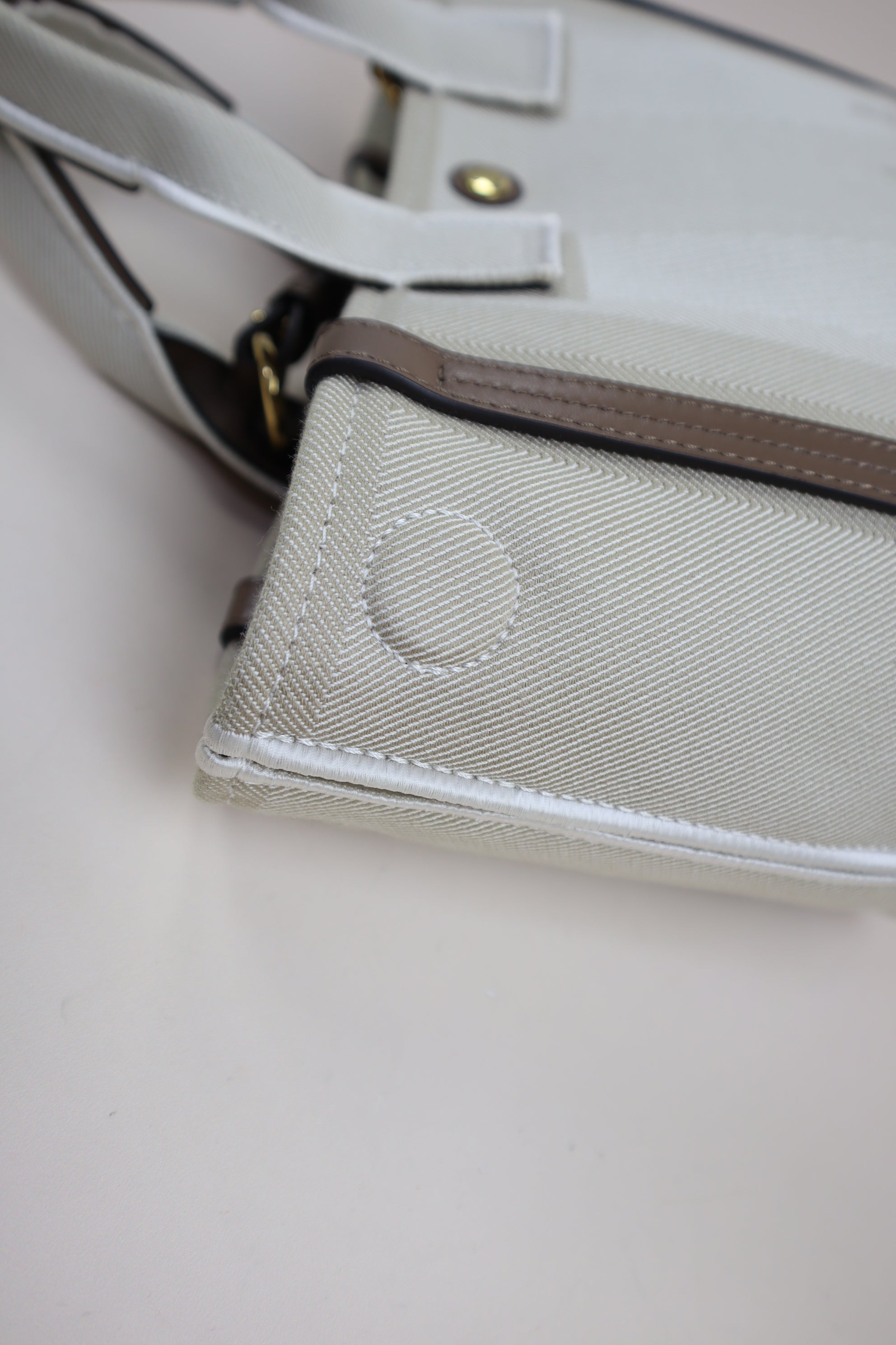 Chloe Bicolor Carry Tote Medium Bag