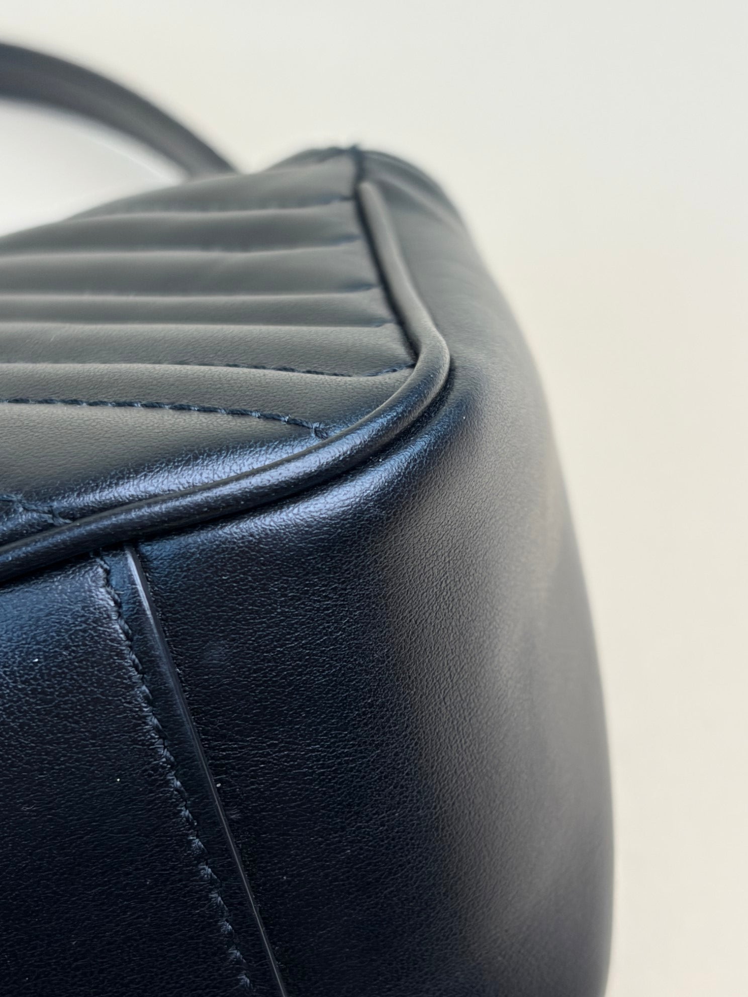 Gucci Black Marmont Small Shoulder Bag