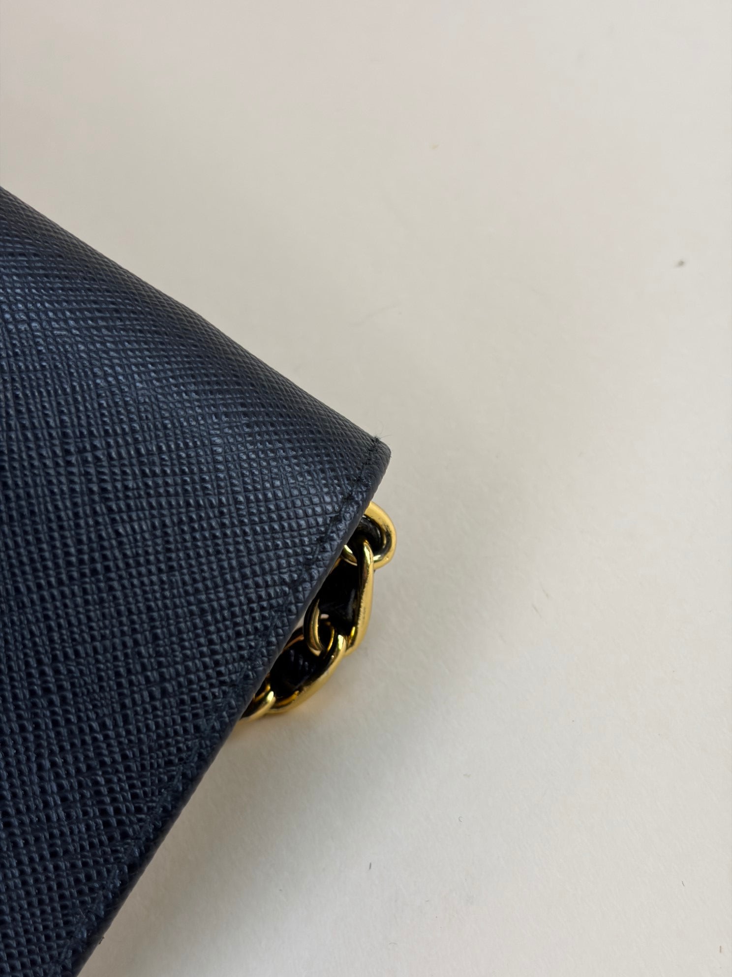 Prada saffanio metal prochain wallet black leather