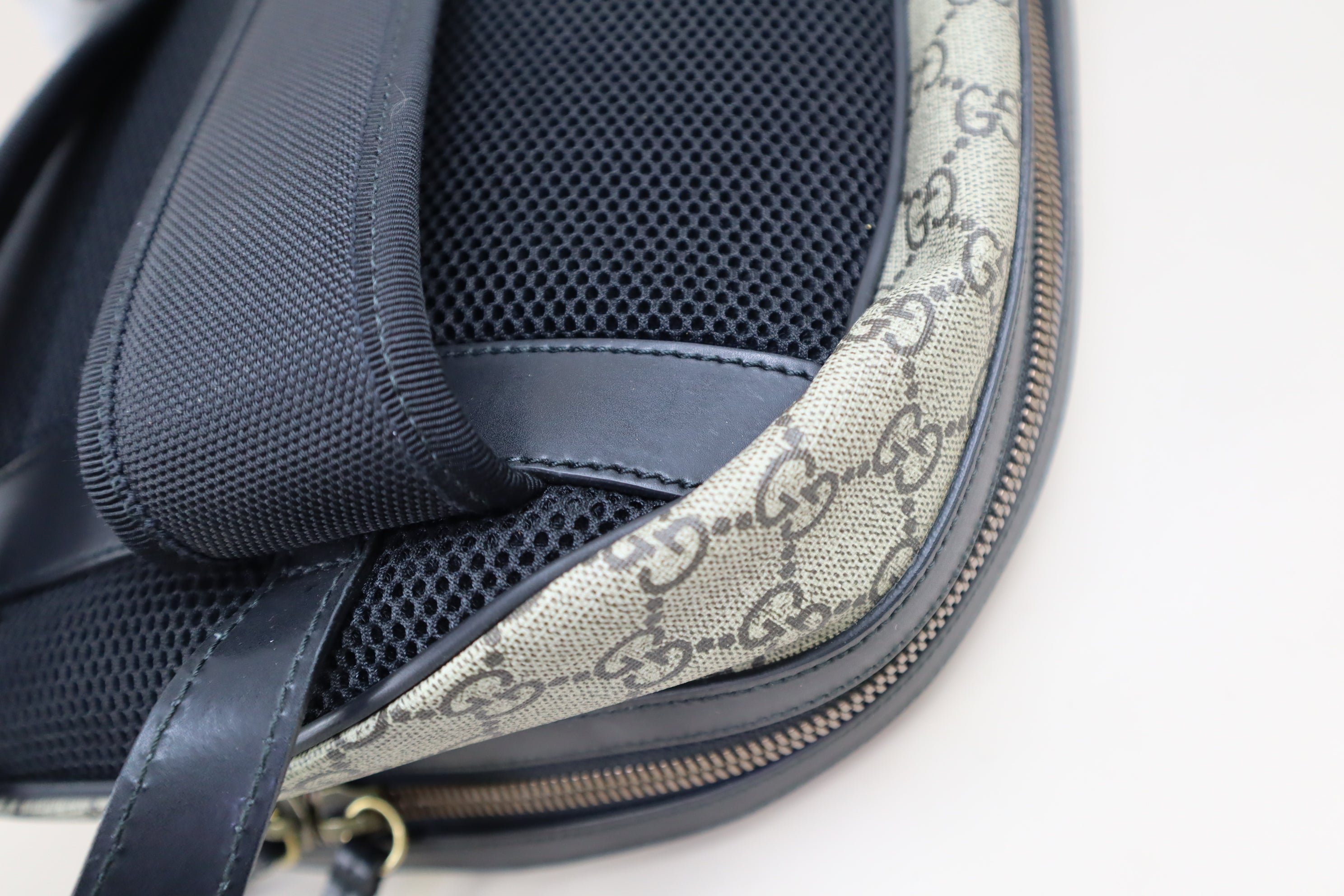 Gucci Black Supreme GG Bee Print Backpack Bag
