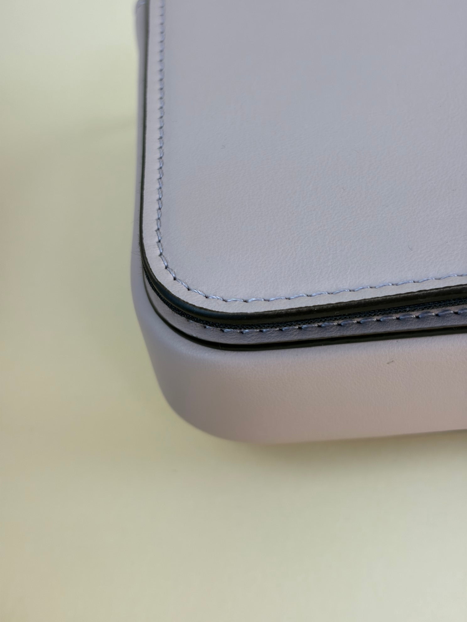 Fendi Nude Fendigraphy Wallet On Chain