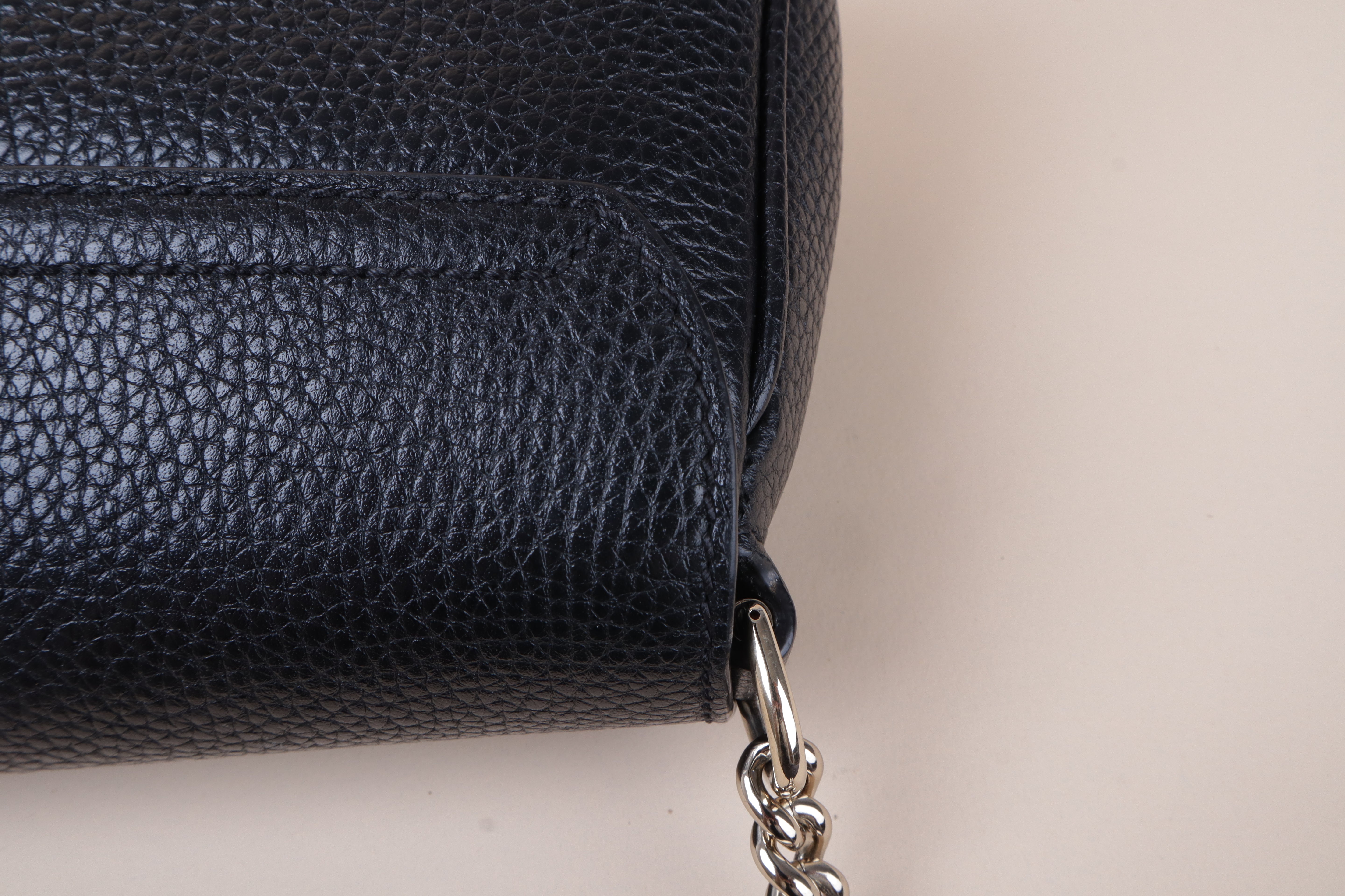 Gucci black long flap soho shoulder bag leather