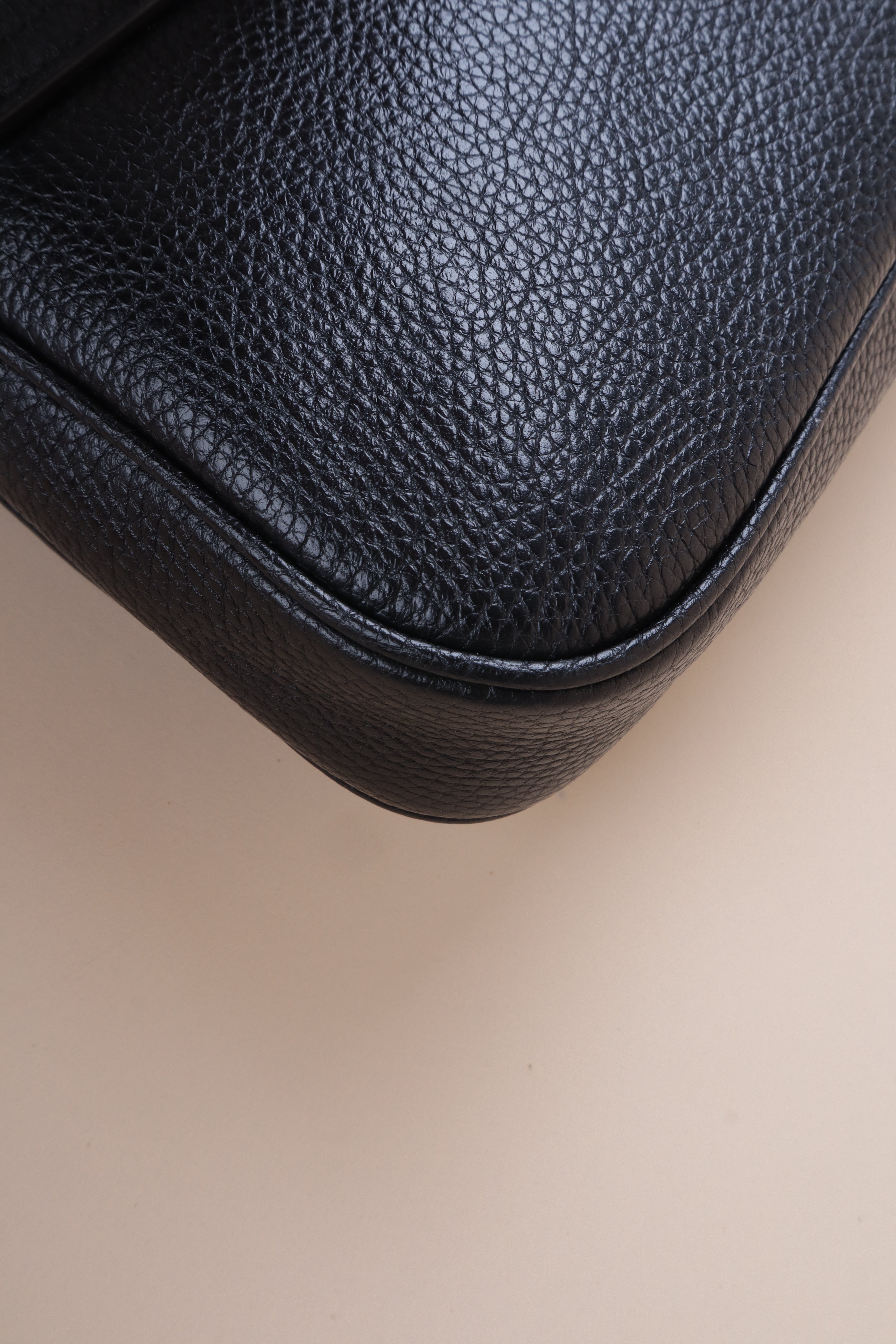 Gucci black long flap soho shoulder bag leather