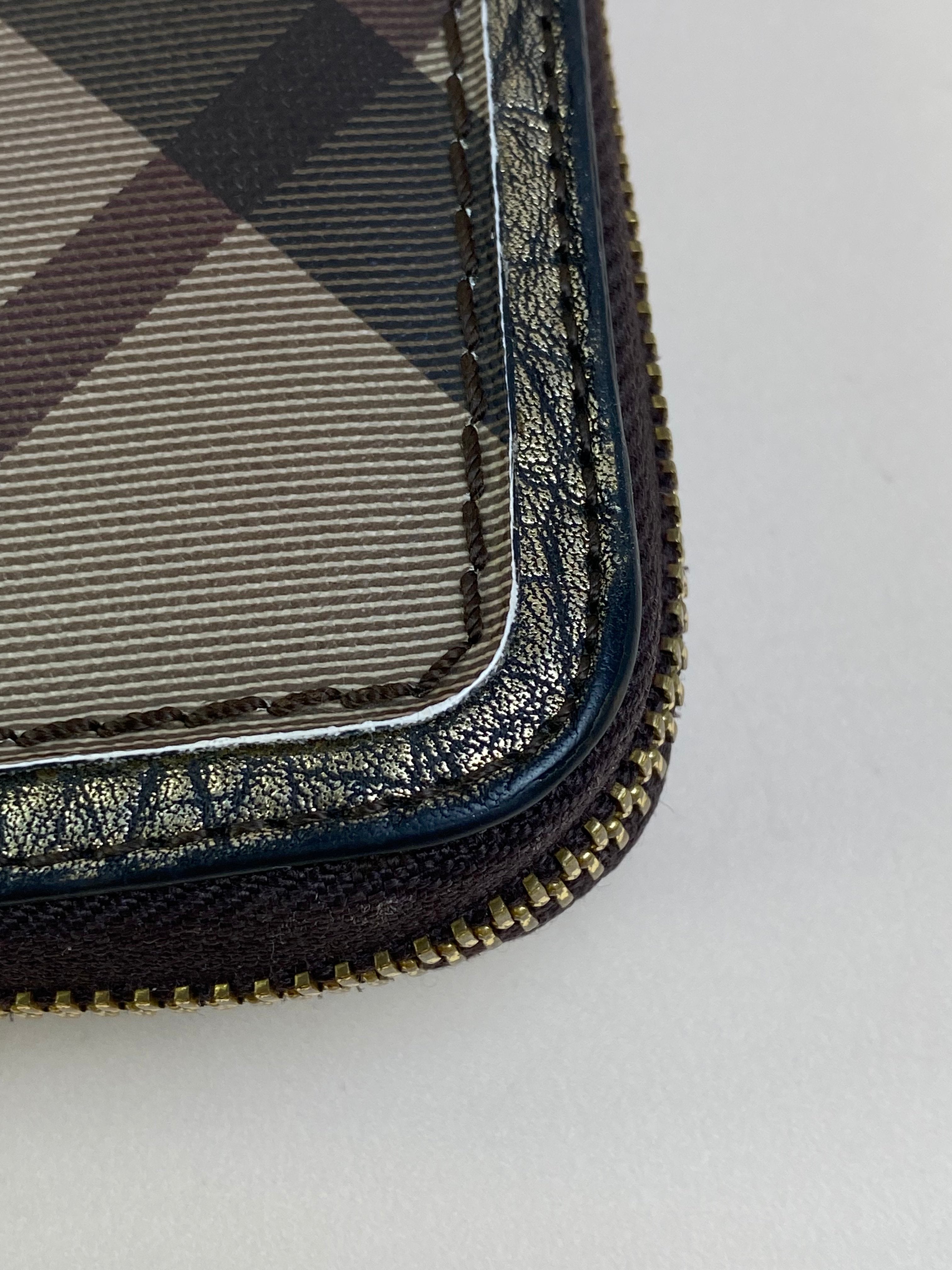 Burberry Bicolor Smoked Women Check Zip Around Large Wallet