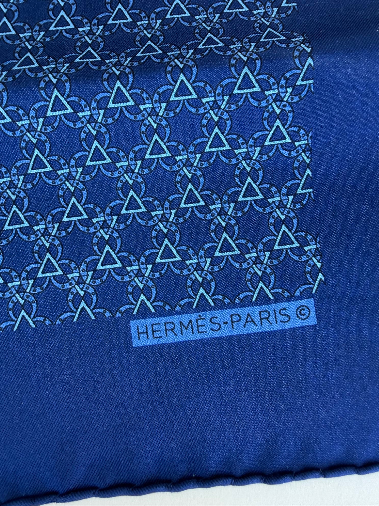 Hermes Blue Geometric Pattern Neck Tie W/ Matching Pocket Square (SET)