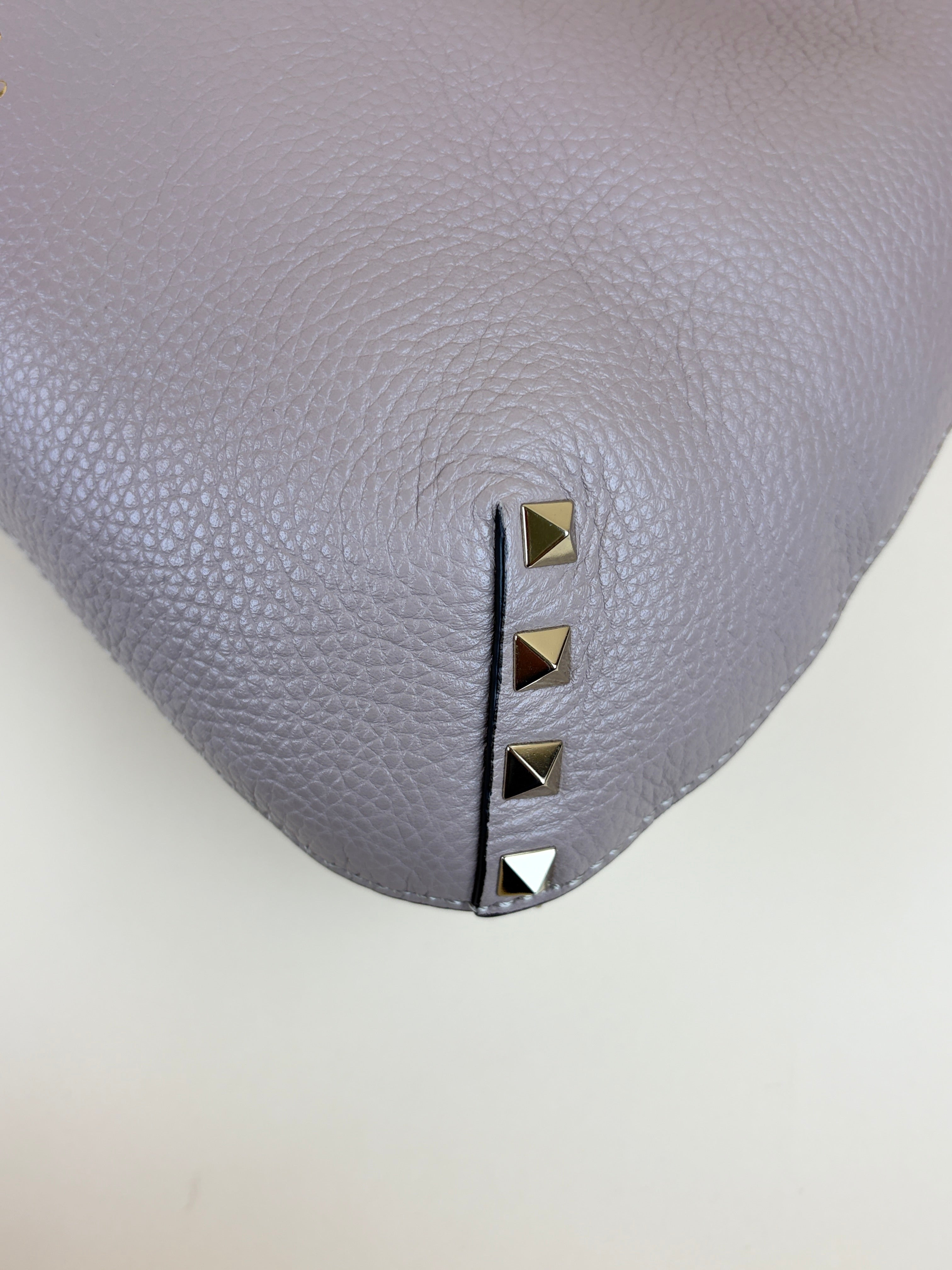 Valentino Light Pink Pebbled Small Rockstud Flip Lock Hobo Bag