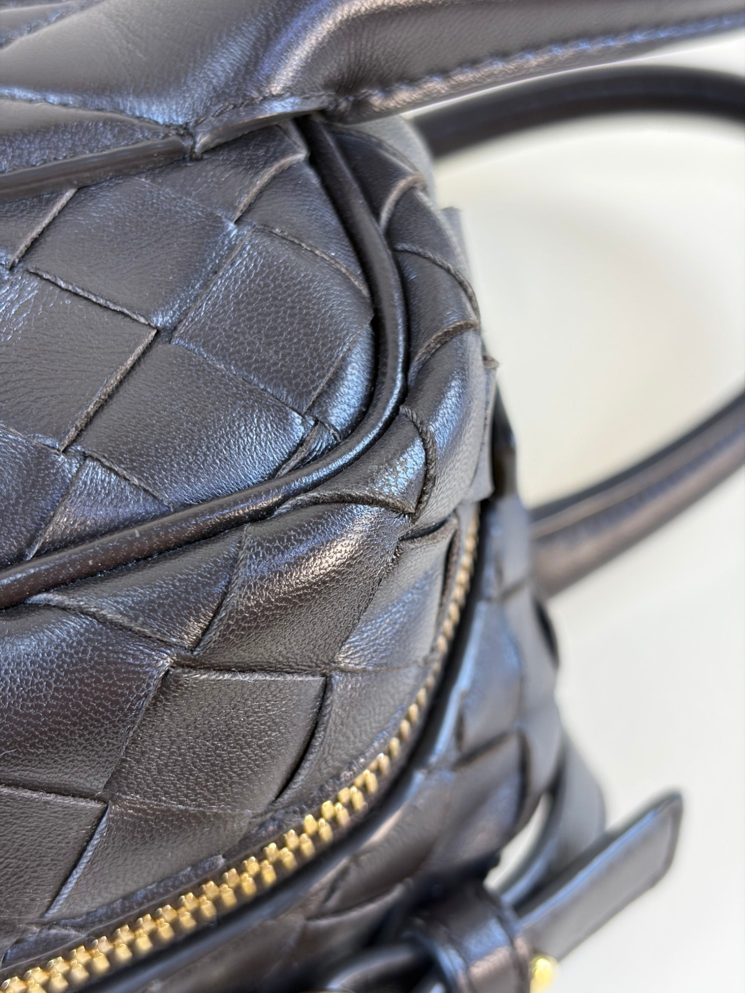 Bottega Veneta brown fondant Intrecciato woven Nappa lather small getaway bag