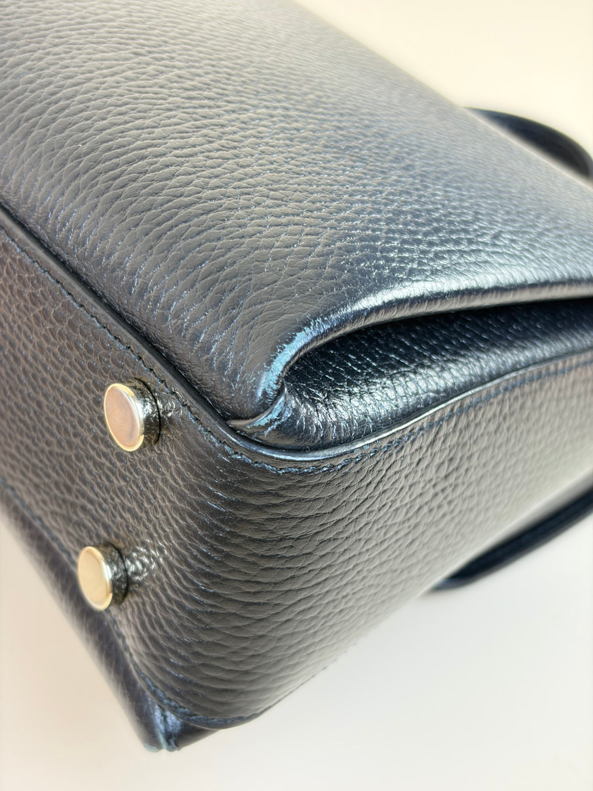 Gucci dollar calfskin interlocking g