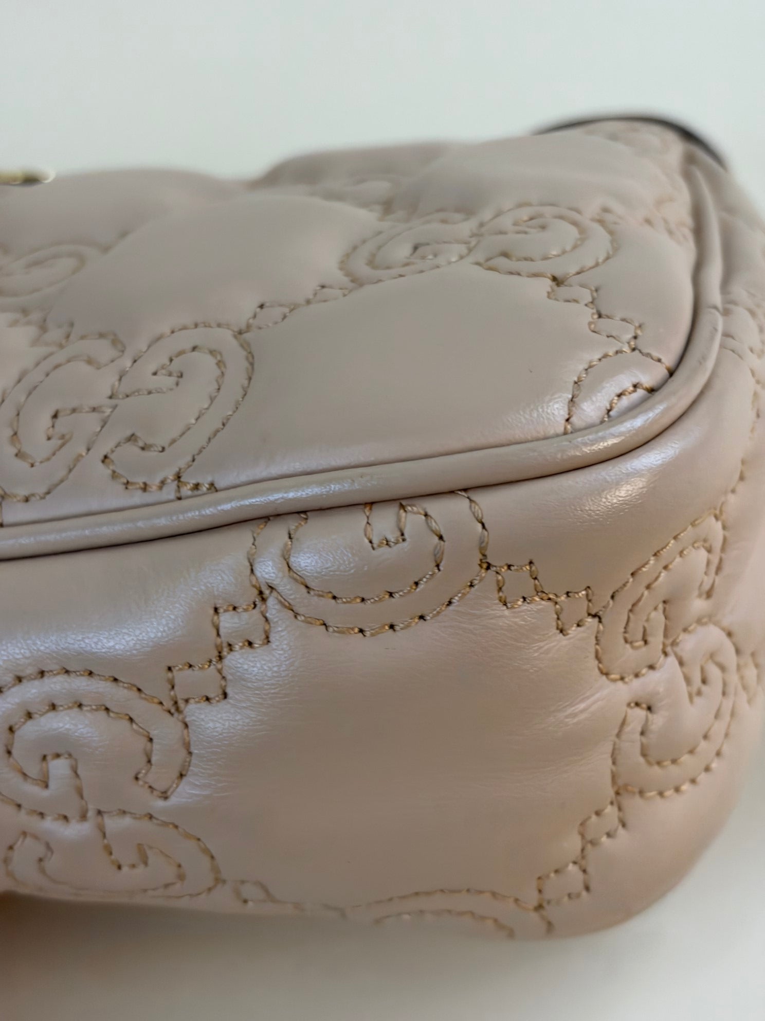 Gucci GG nude matelassé small shoulder bag