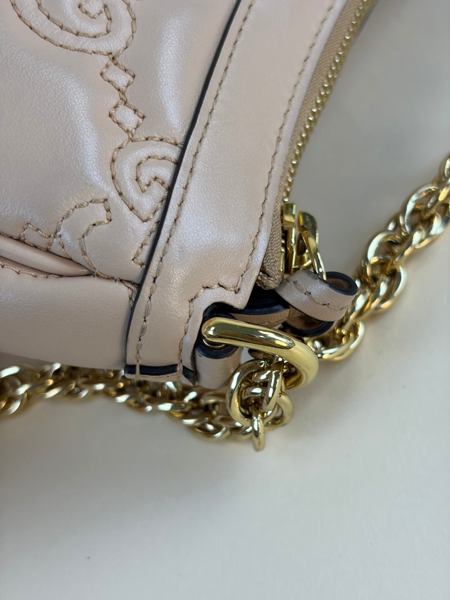 Gucci GG nude matelassé small shoulder bag