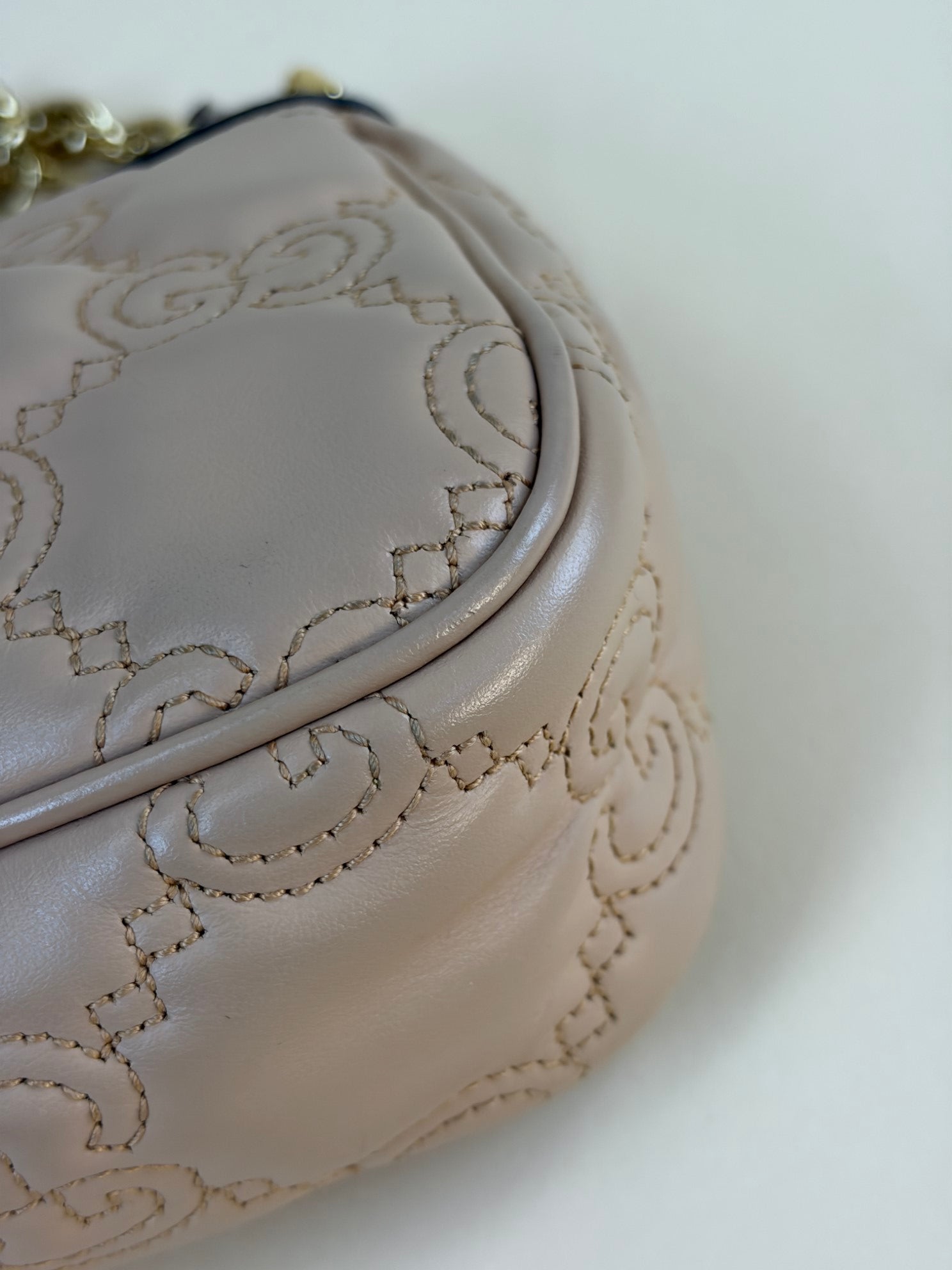 Gucci GG nude matelassé small shoulder bag