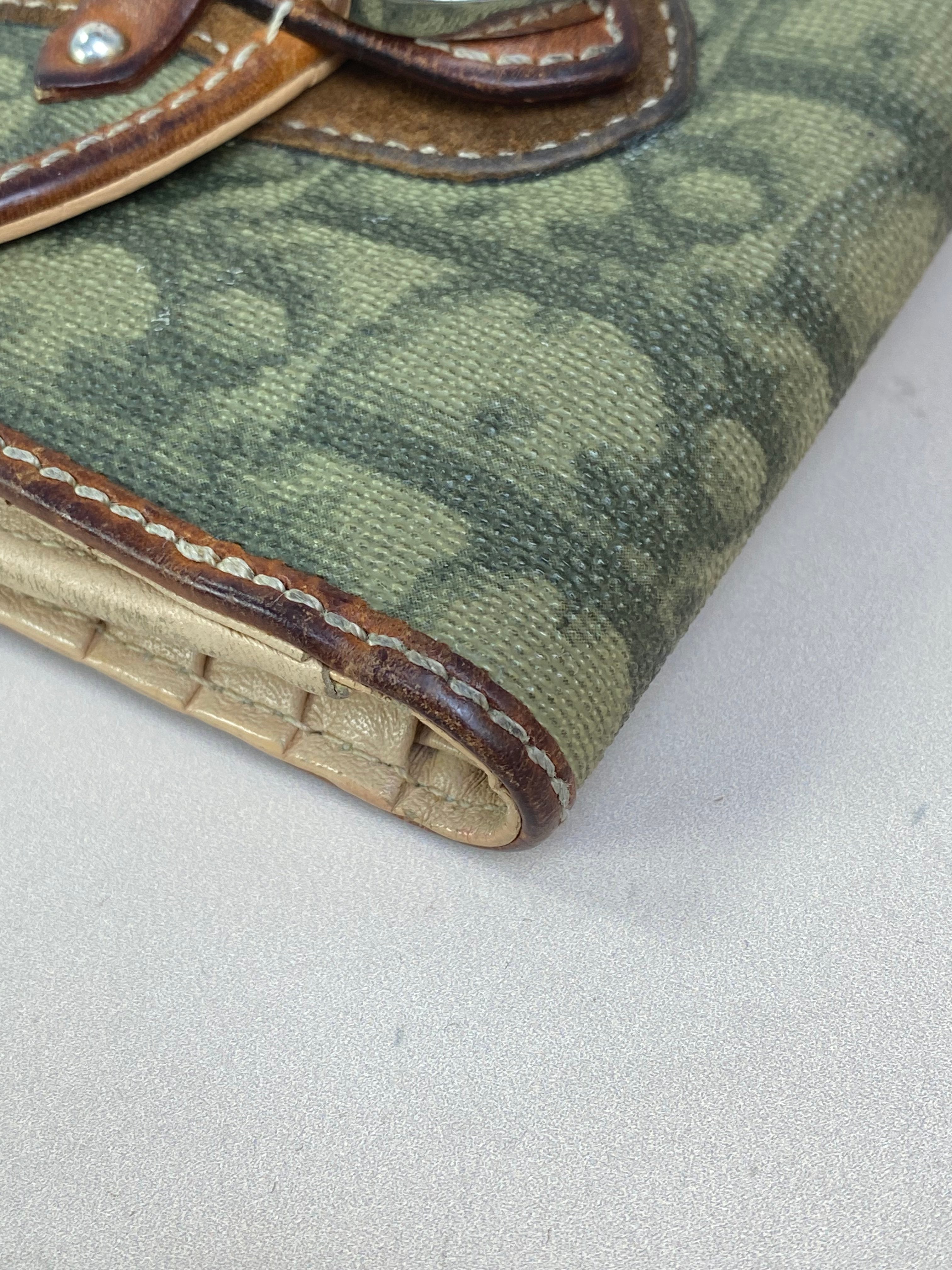 Christian Dior Green Romantique Oblique Wallet-Wallet-Christian Dior-The Closet Egypt