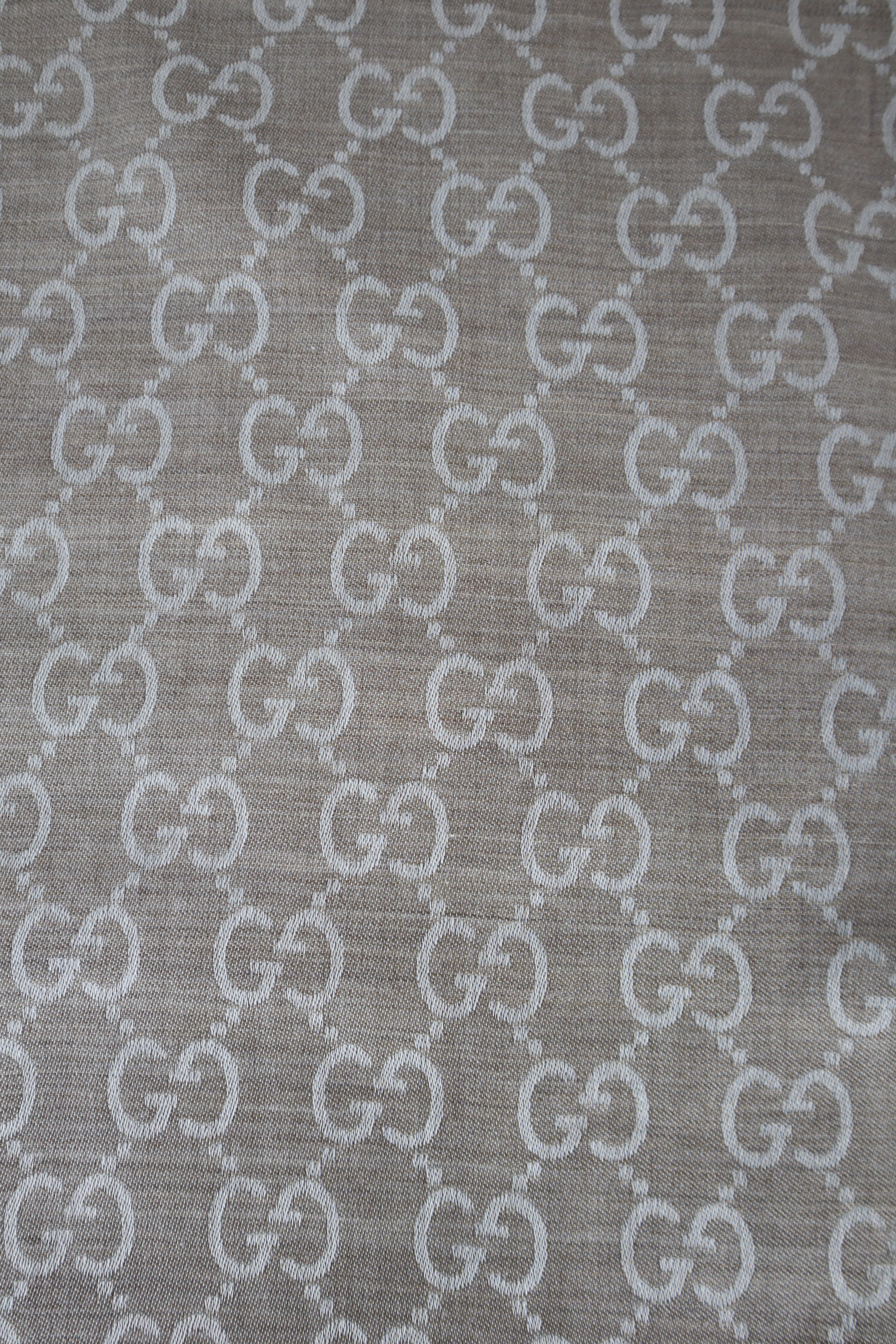 Gucci Beige GG Scarf