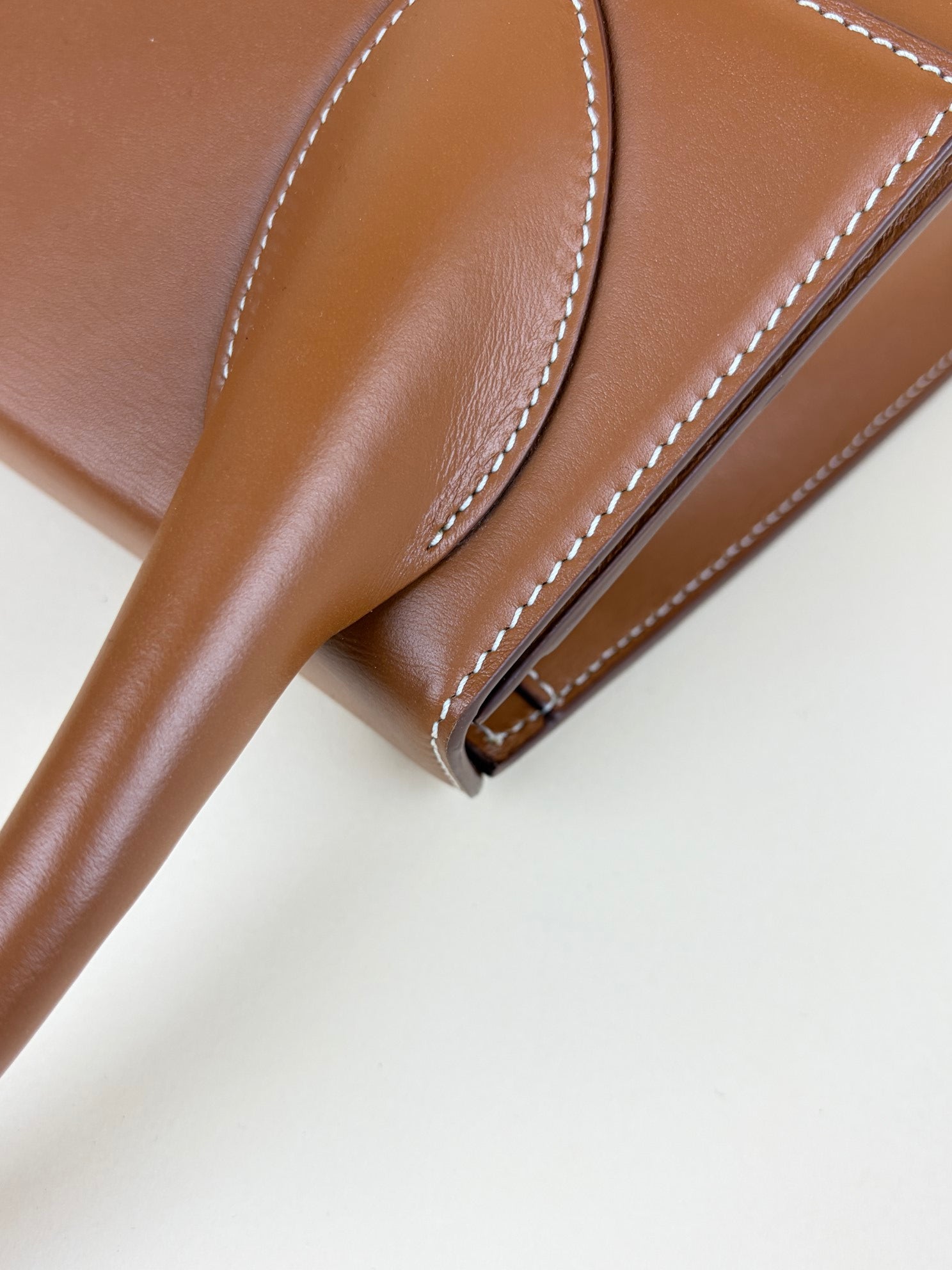 Jacquemus light brown leather le Chiquita grand large tote bag