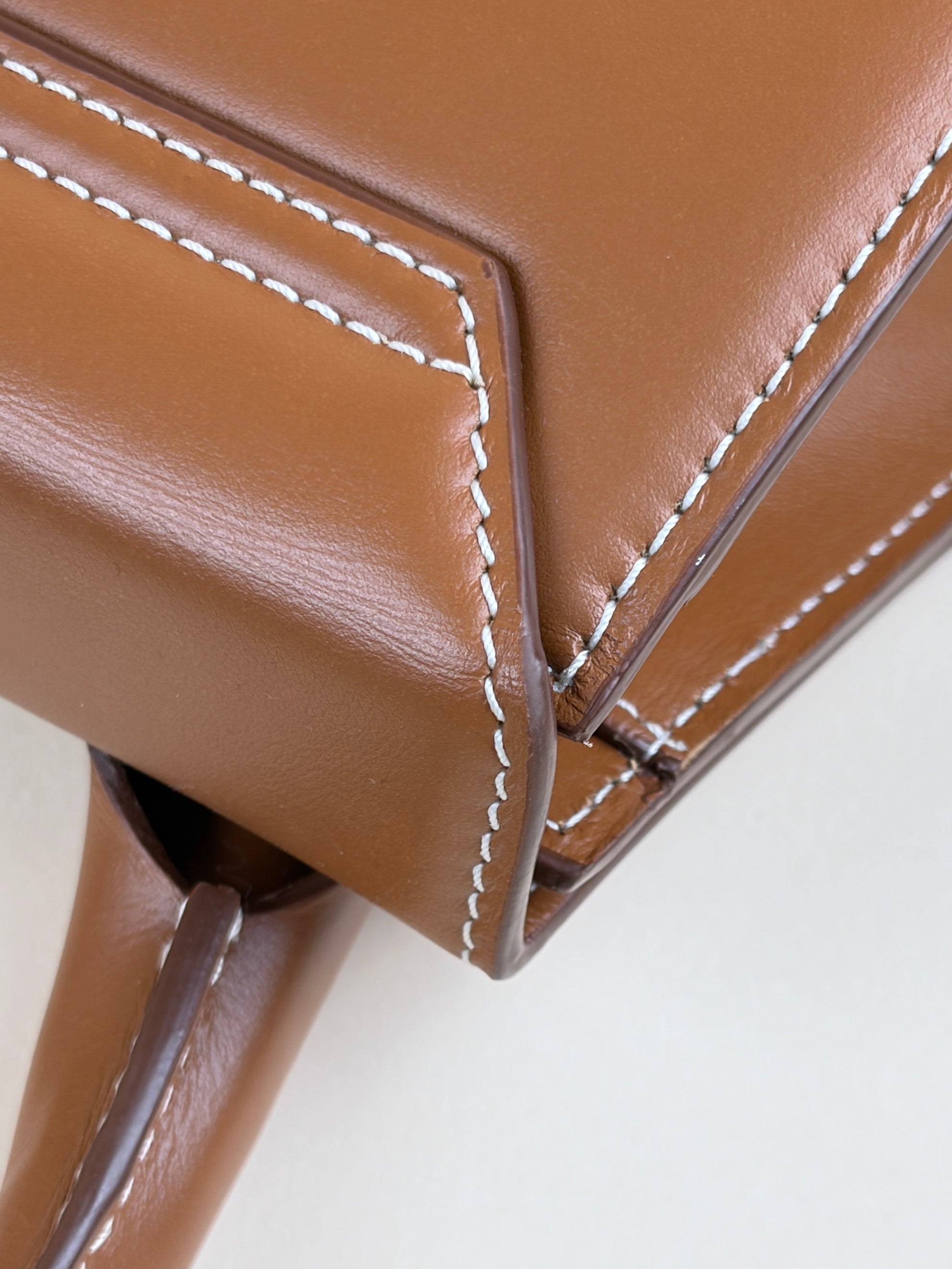 Jacquemus light brown leather le Chiquita grand large tote bag