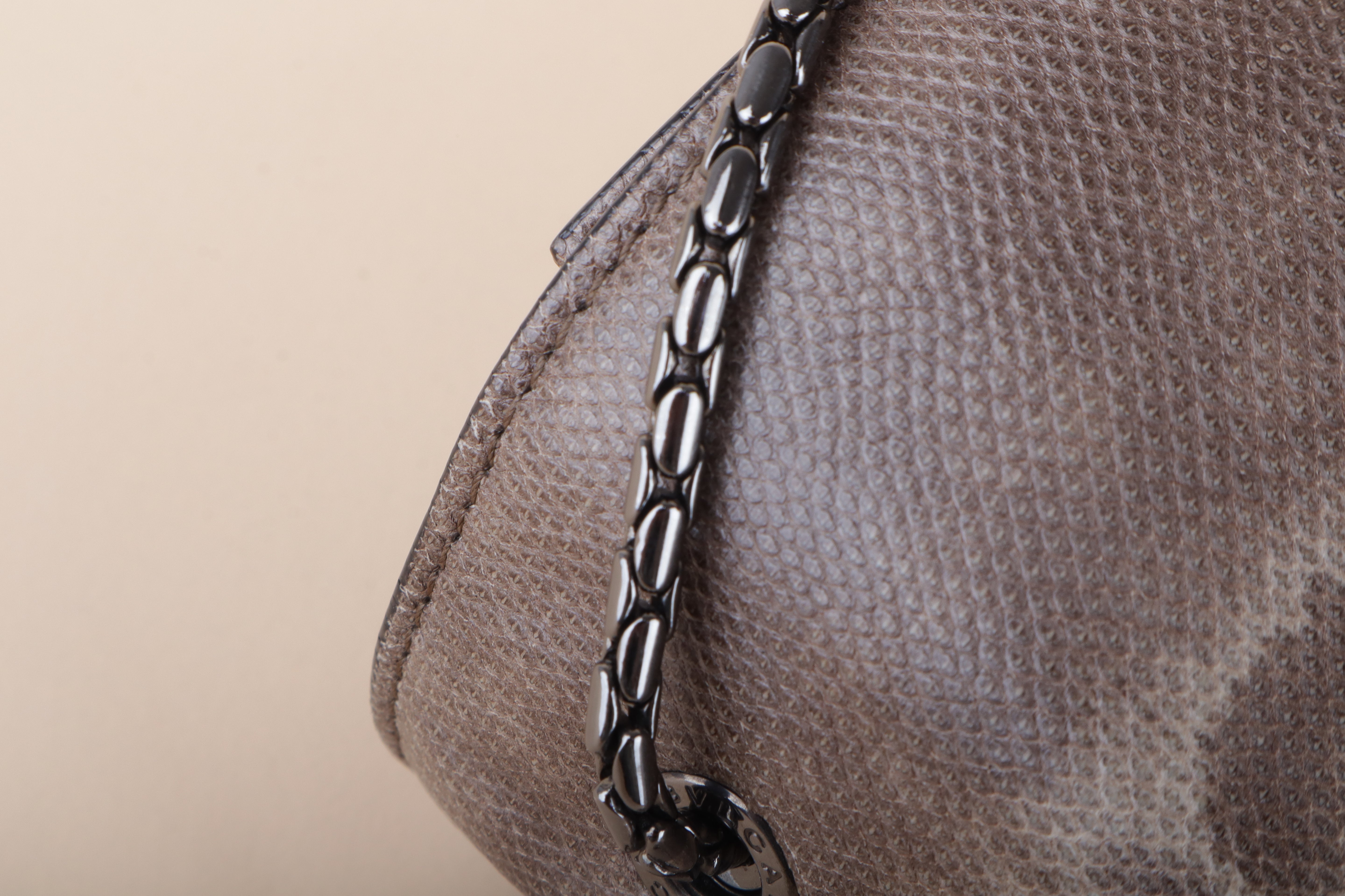 BVLGARI beige/ Brown Karang Serpentis flap