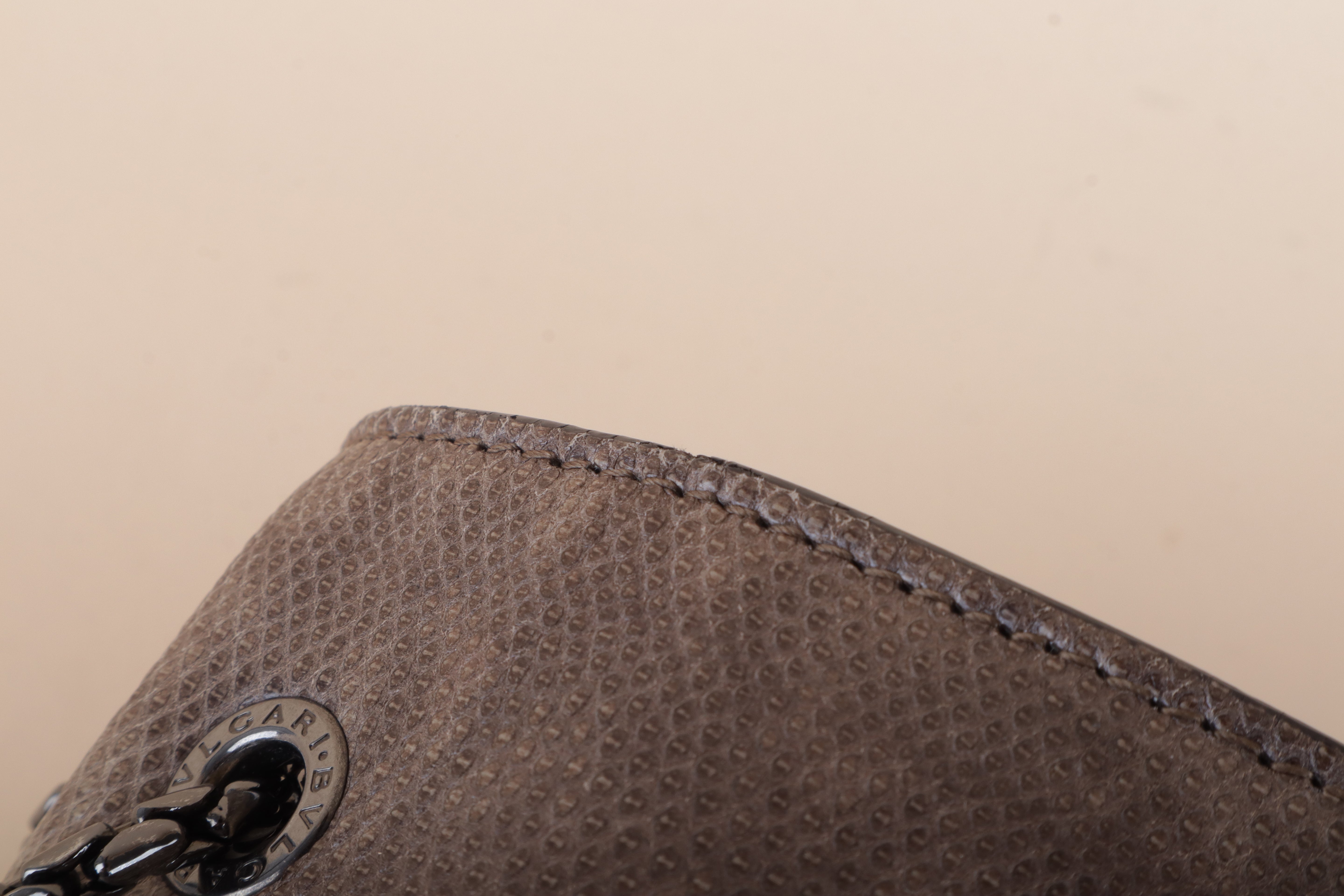 BVLGARI beige/ Brown Karang Serpentis flap