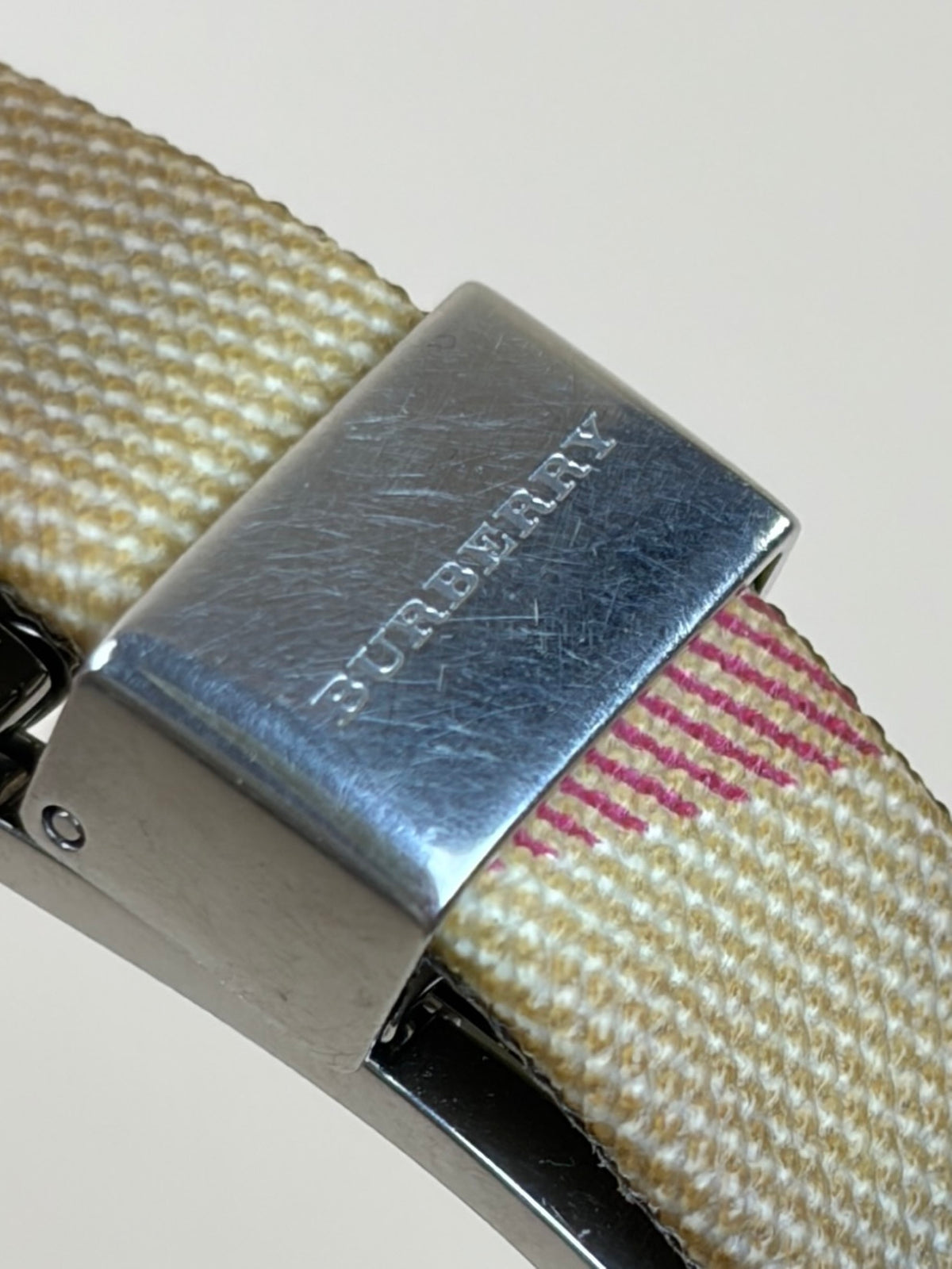 Burberry heritage rectangular black nova Check
