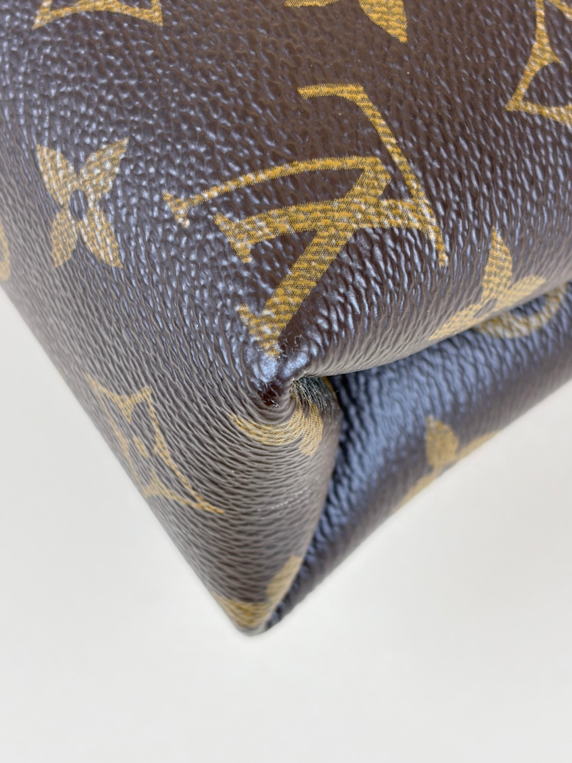 Louis Vuitton canvas and black calfskin Pallas chain