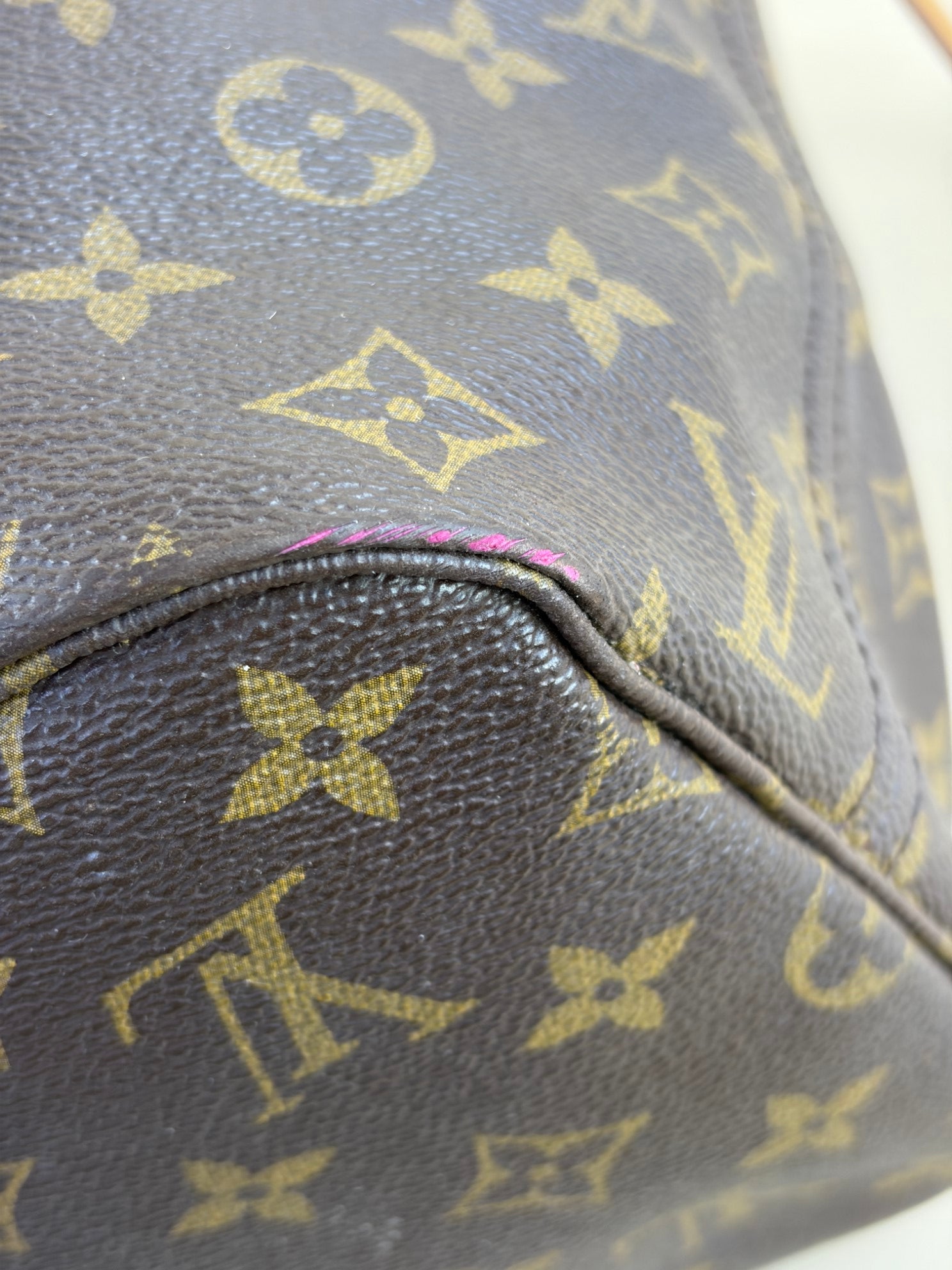Louis Vuitton Monogram MM Neverfull Bag