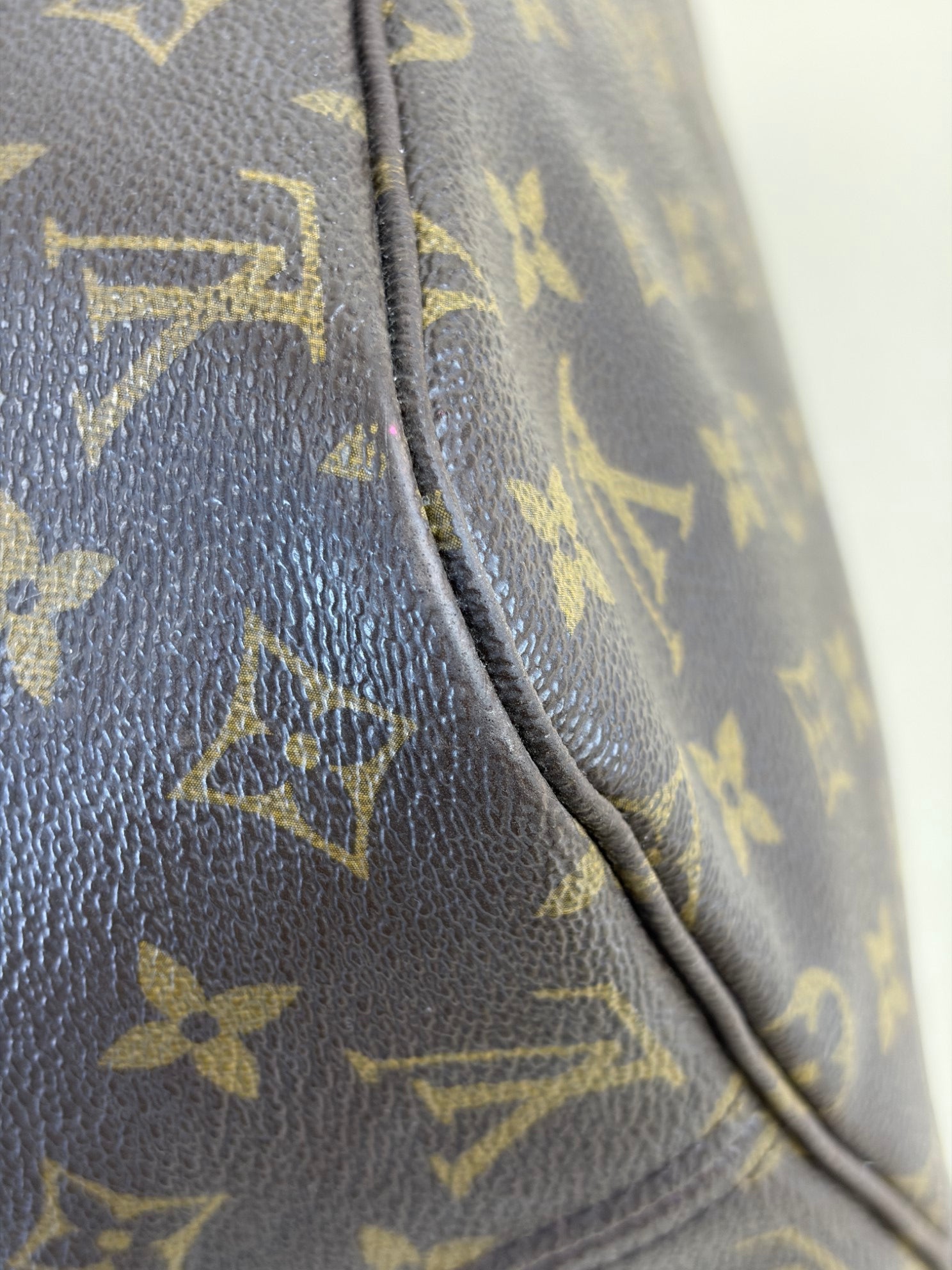 Louis Vuitton Monogram MM Neverfull Bag