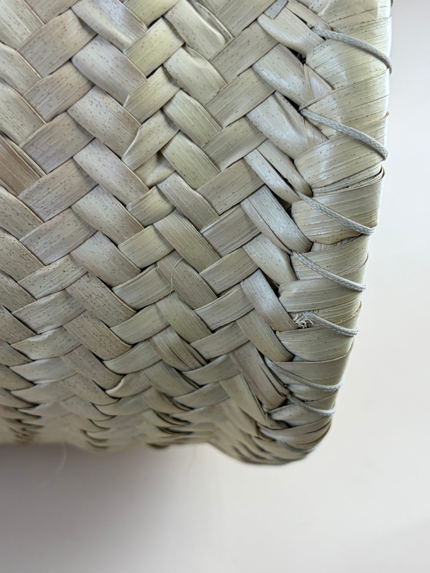 Dolce & Gabbana straw Kendra Baci wove in beige tote bag