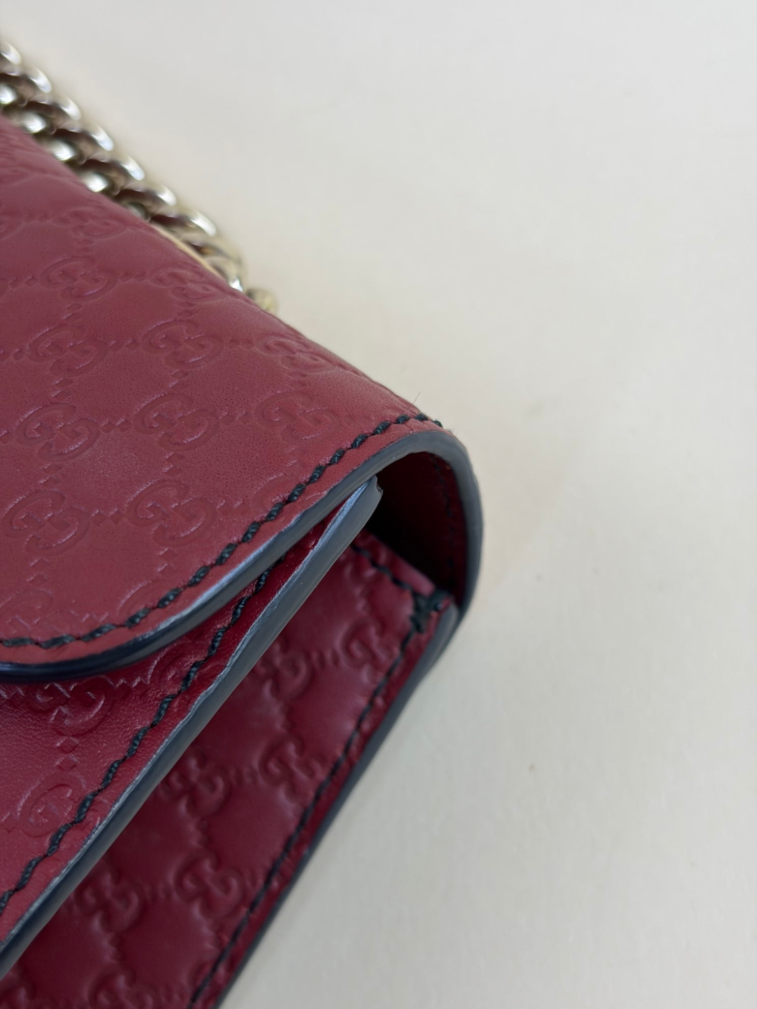 Gucci Red Emily Medium Shoulder Bag