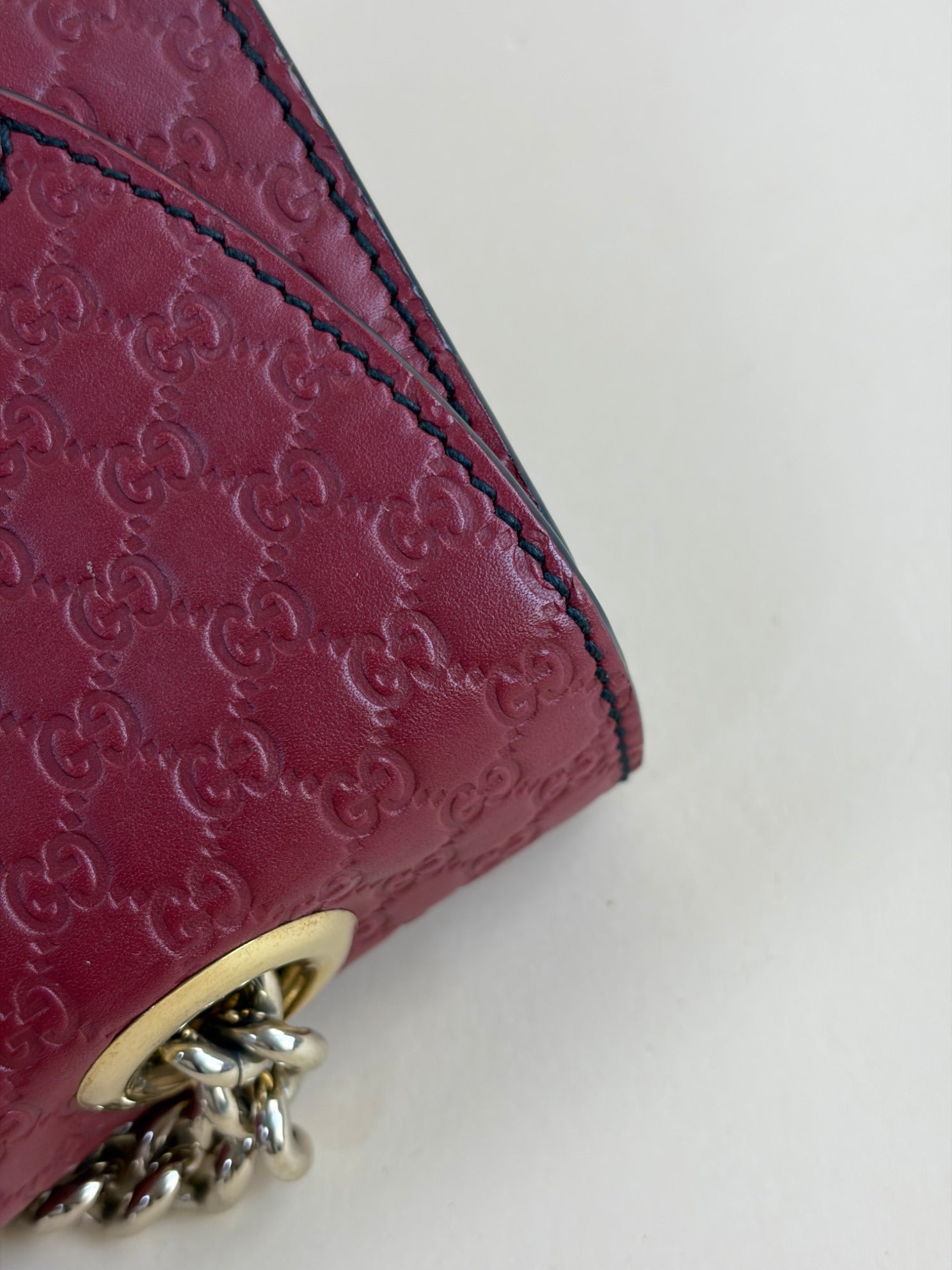 Gucci Red Emily Medium Shoulder Bag