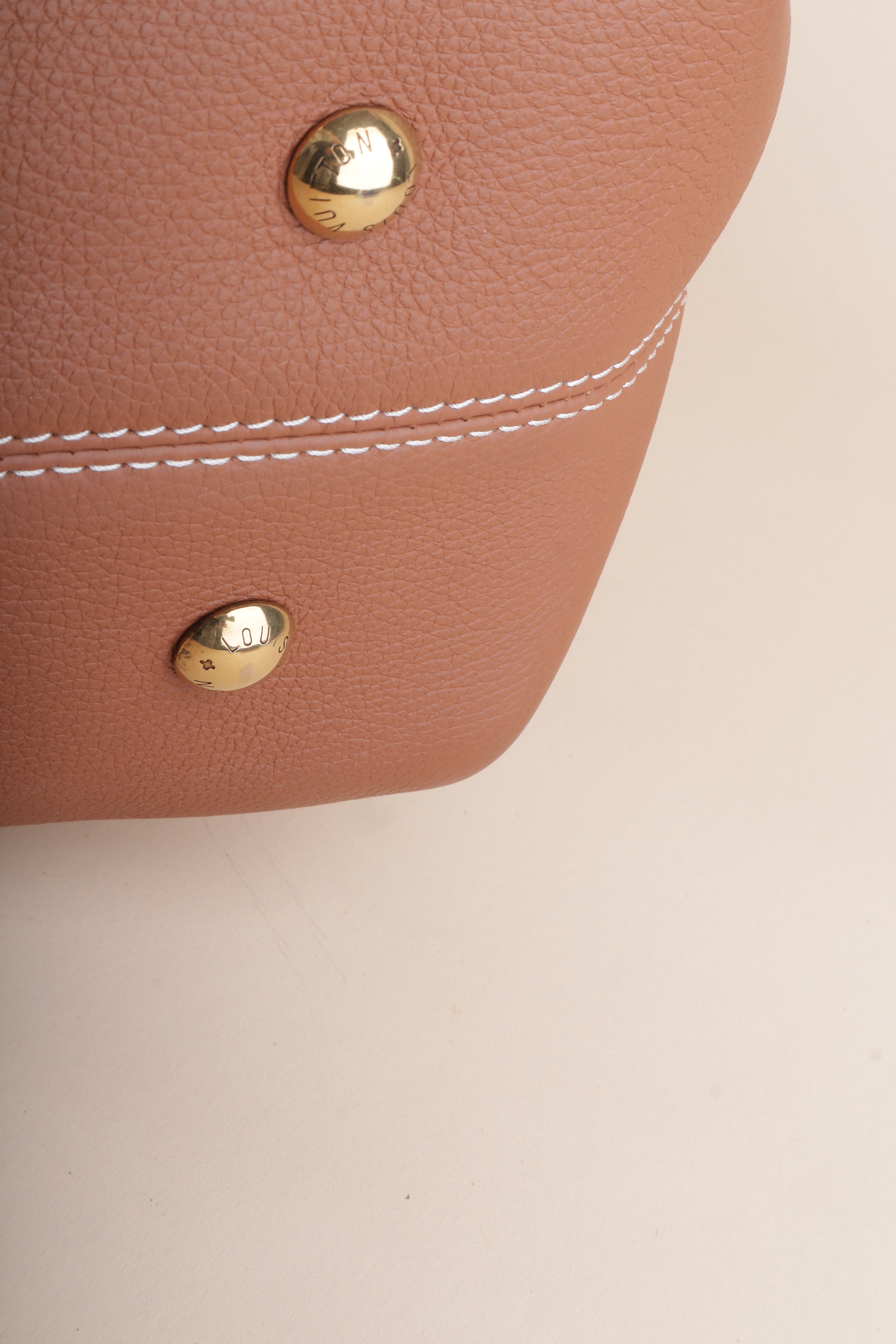 LOUIS VUITTON low key cabas cognoc mm