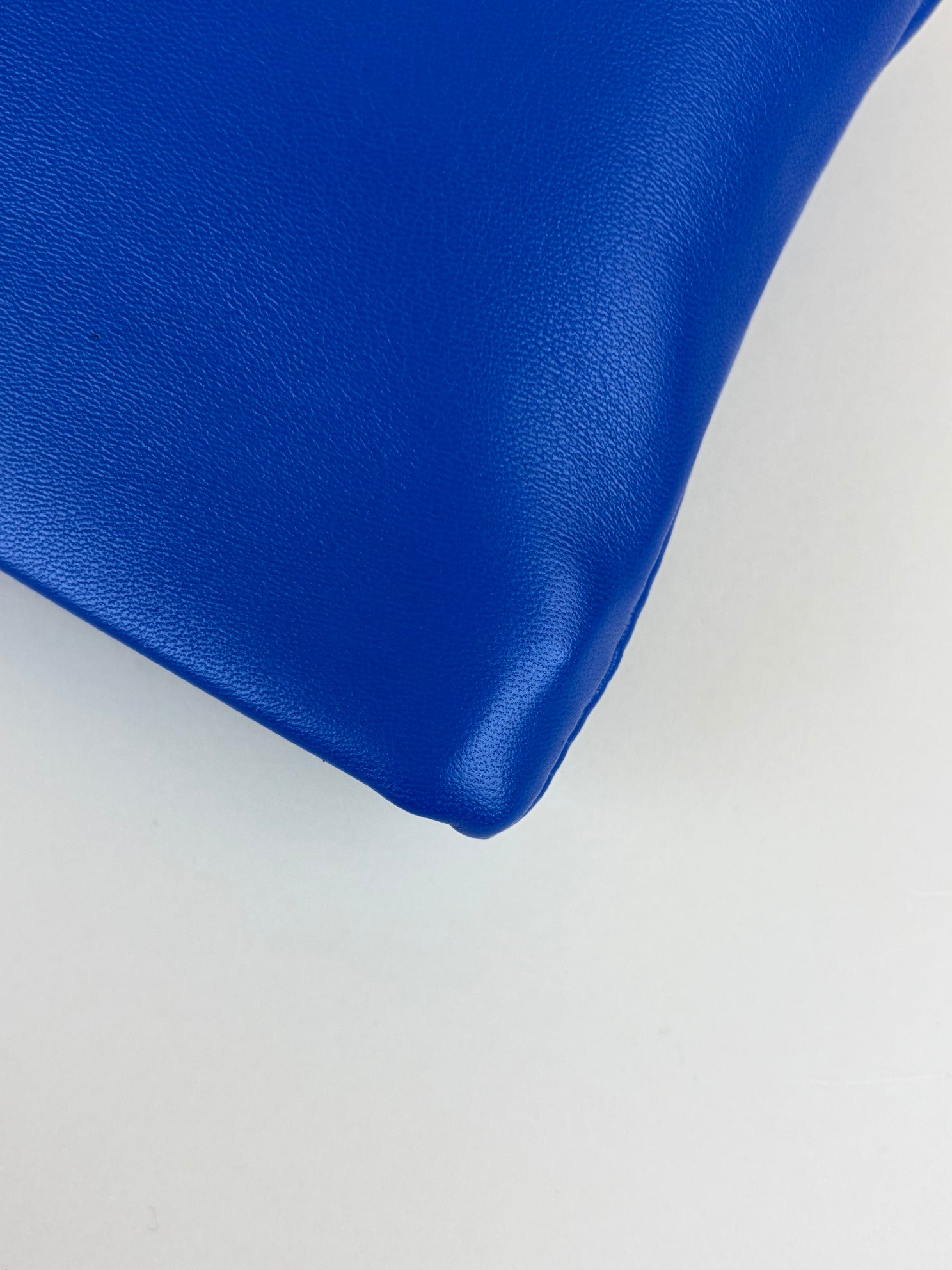 tom ford quartz Nappa leather aura clutch with wristlet