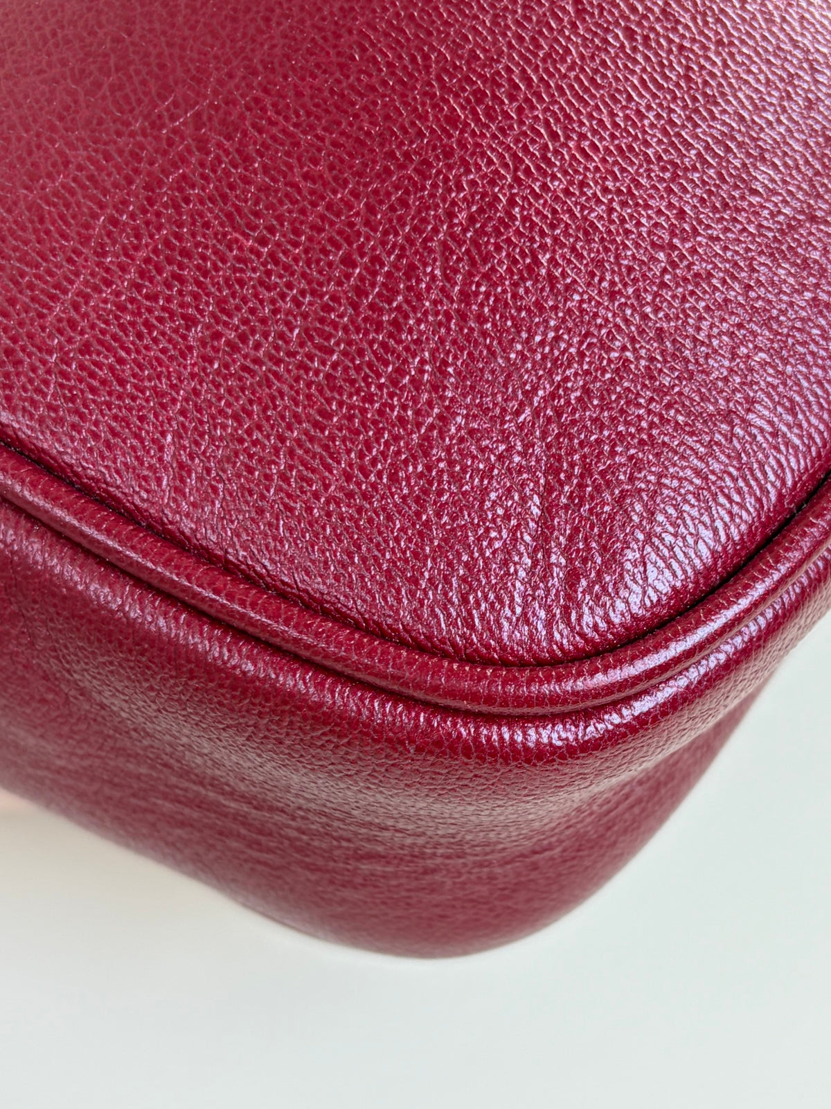 Gucci new Sakai calfskin lux dahlia phone case dark red