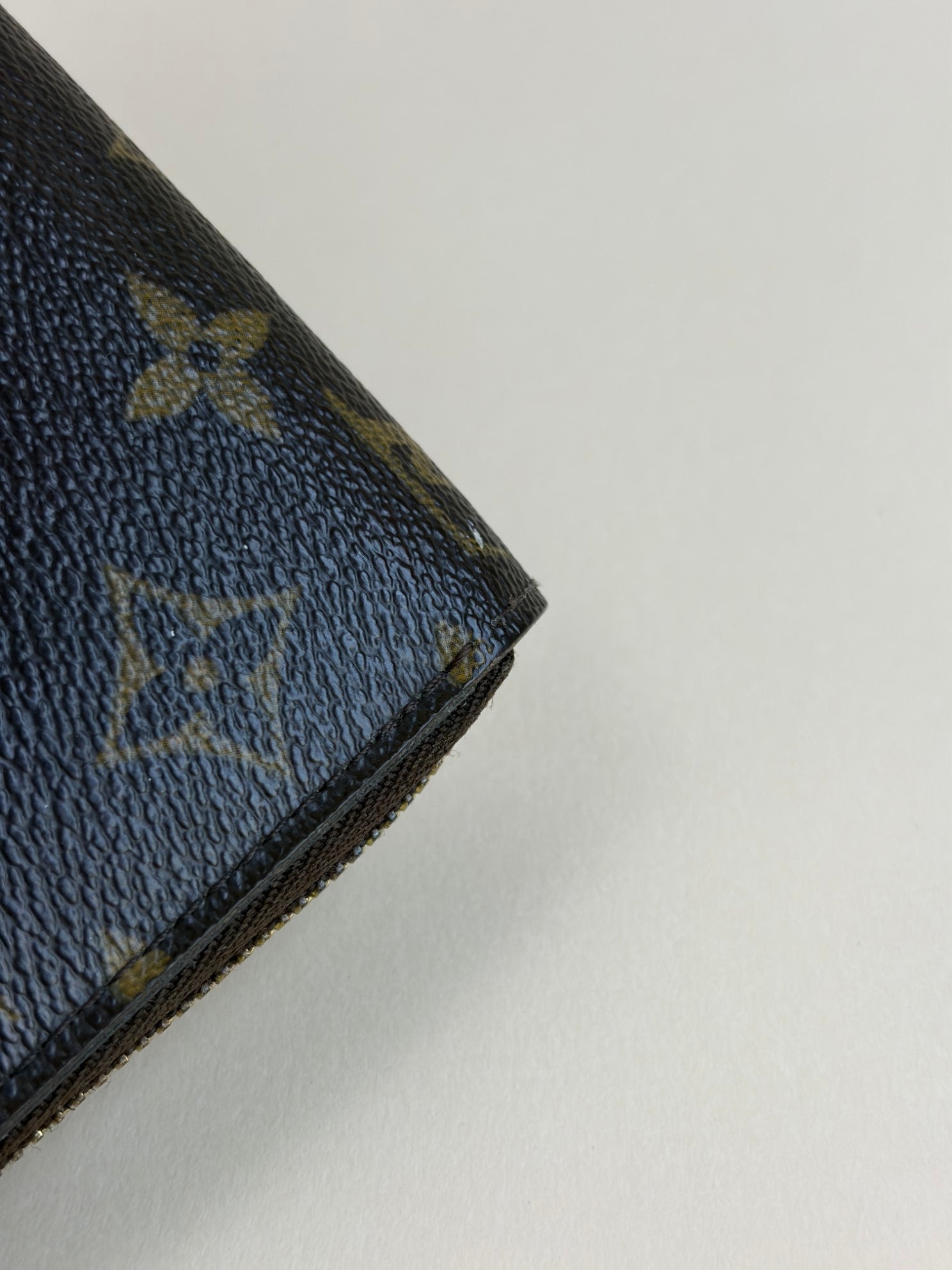 Louis Vuitton monogram canvas long zip wallet