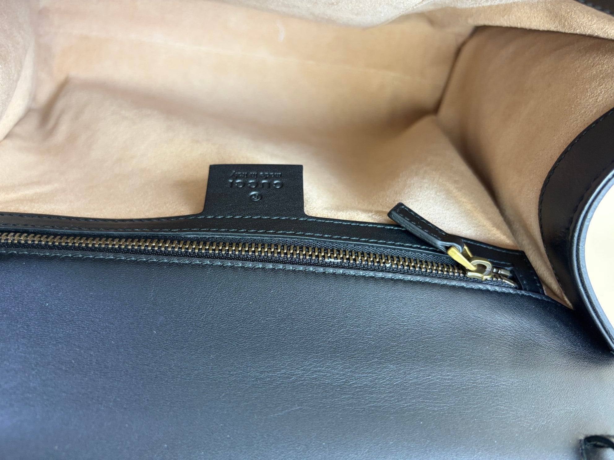 Gucci Black GG Supreme Osiride Medium Handbag W/ Gold Chain