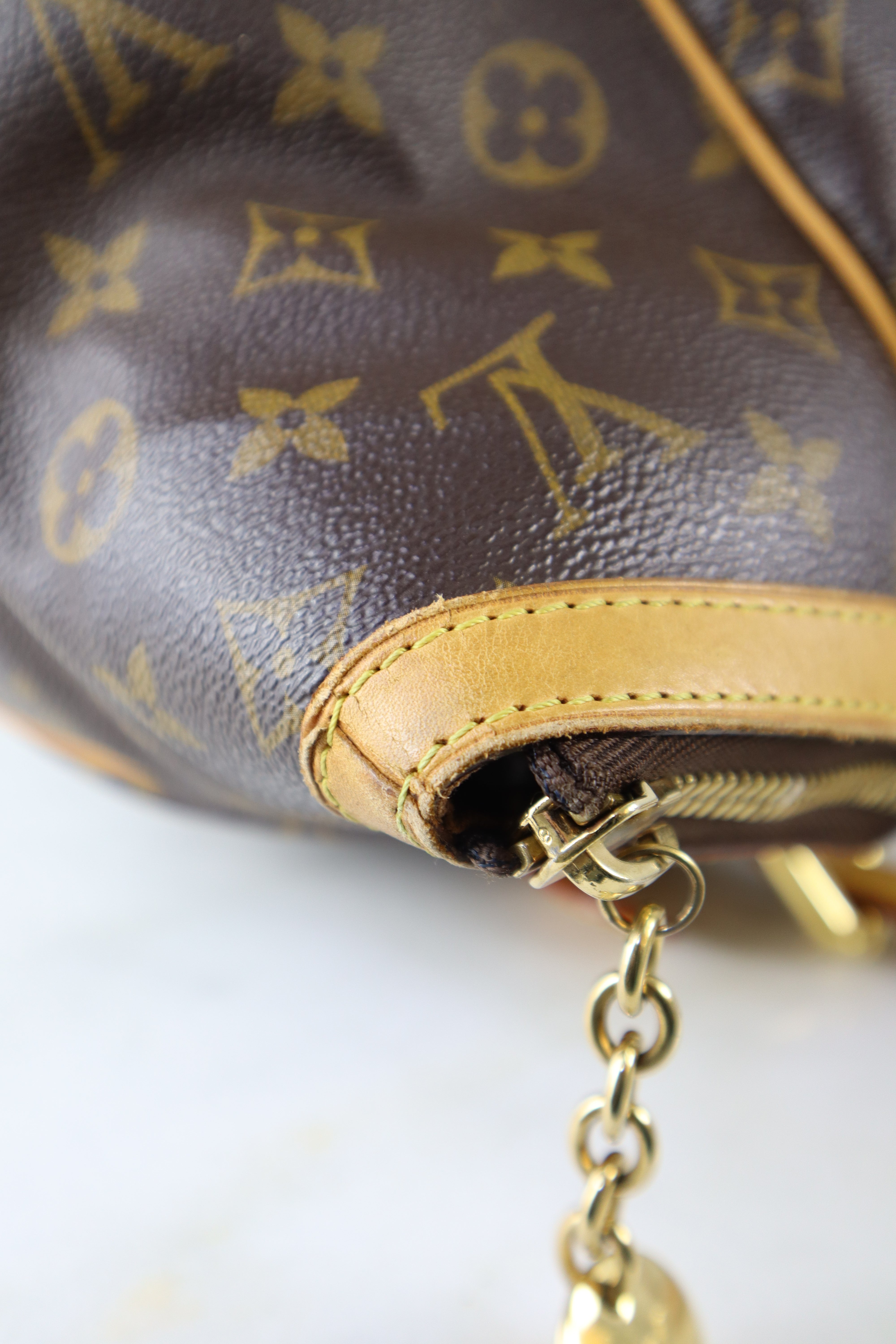 Louis Vuitton Monogram Tivoli GM Shoulder Bag