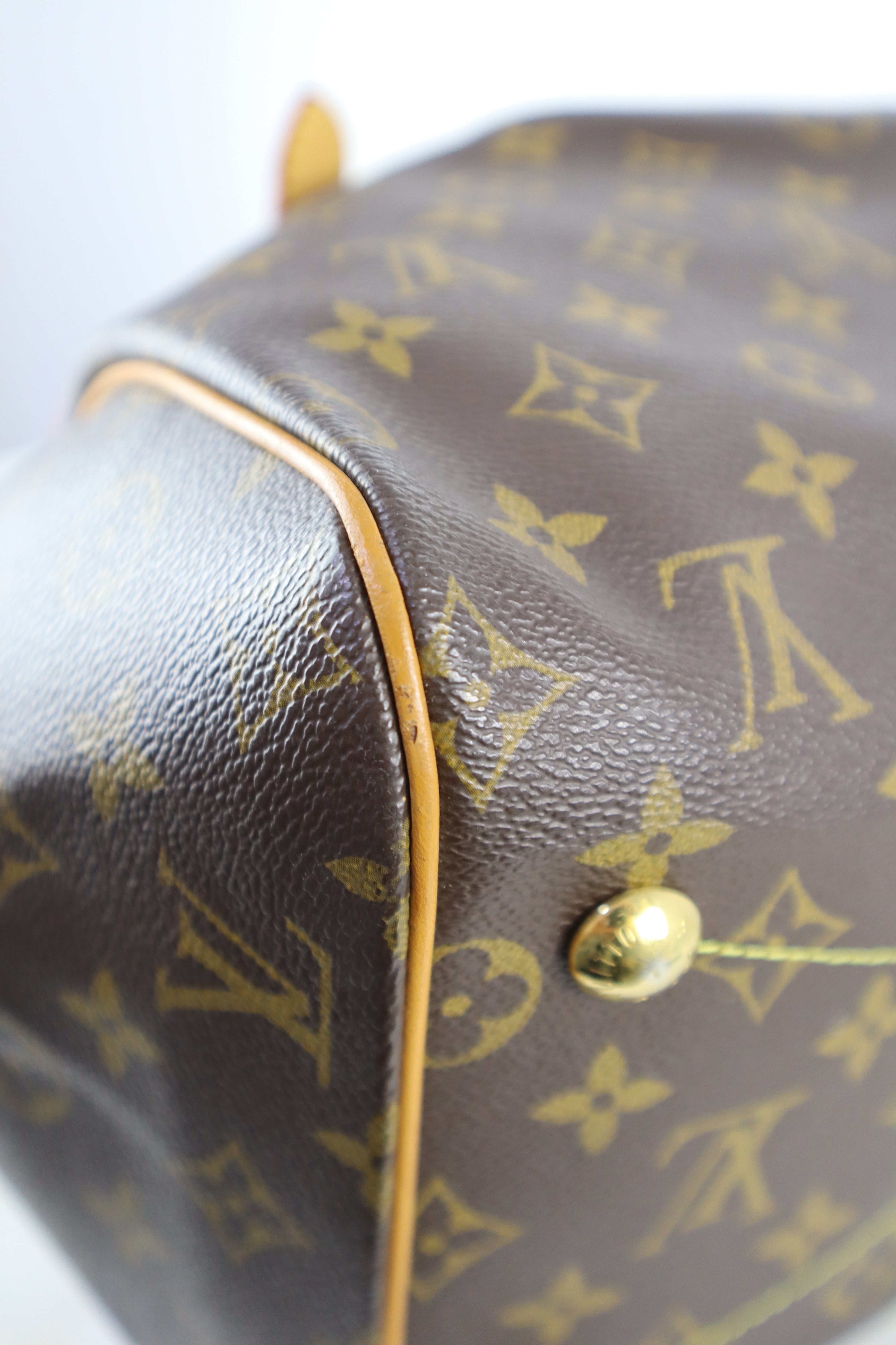 Louis Vuitton Monogram Tivoli GM Shoulder Bag
