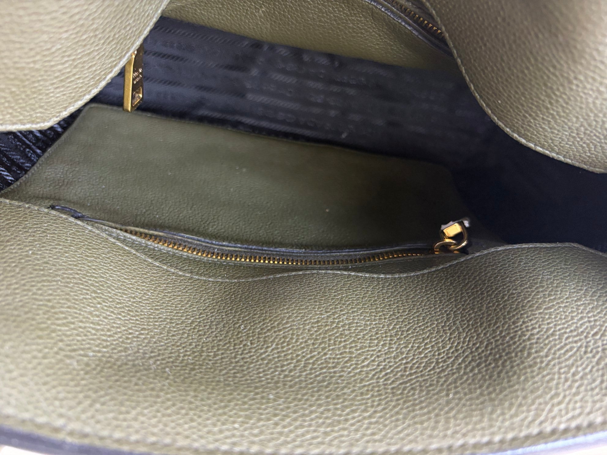 Prada twin pocket vitello danio tote bag