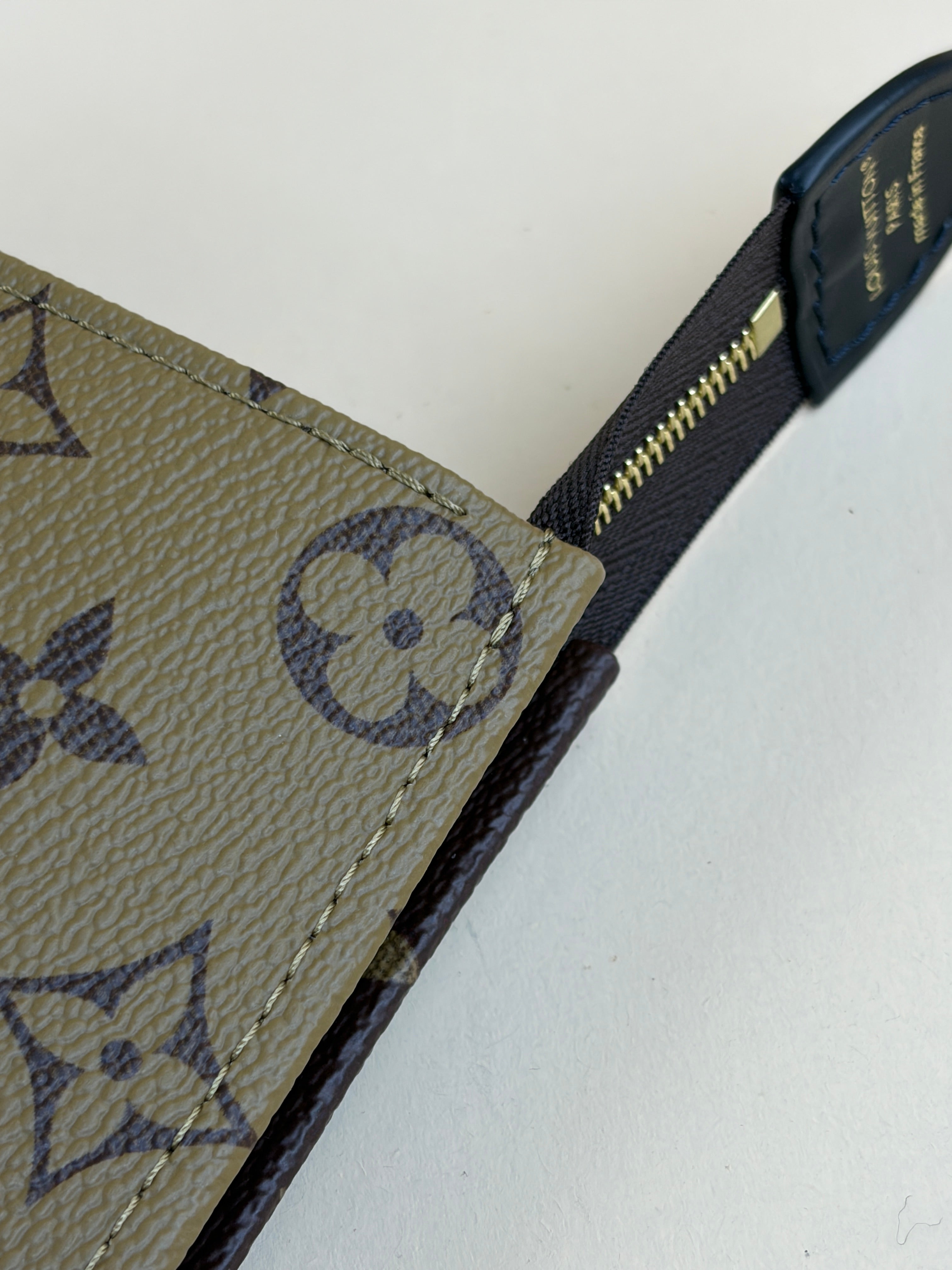 Louis Vuitton Monogram Reverse Toiletry Pouch 19