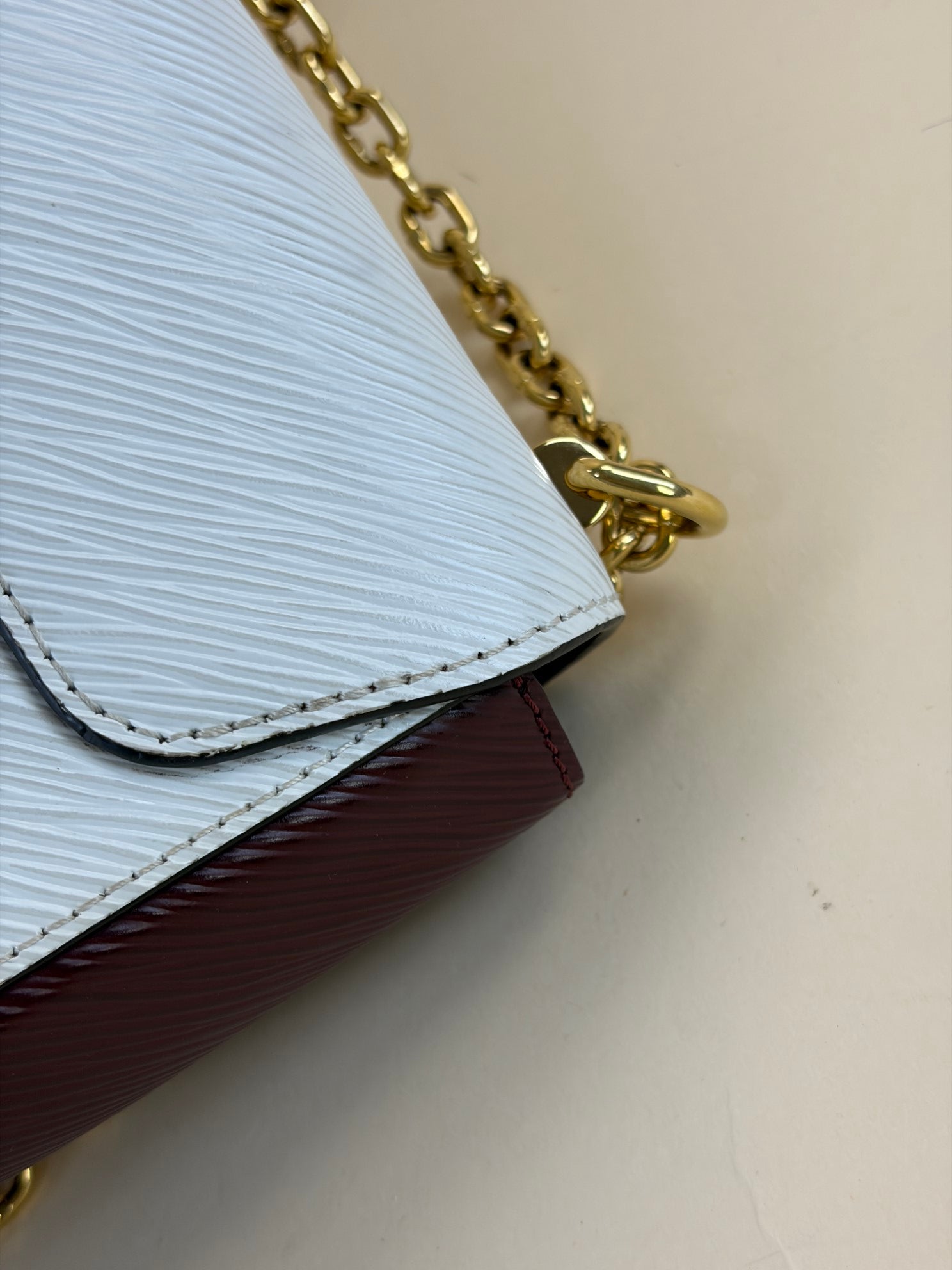 Louis Vuitton Twist epi leather MM Bag