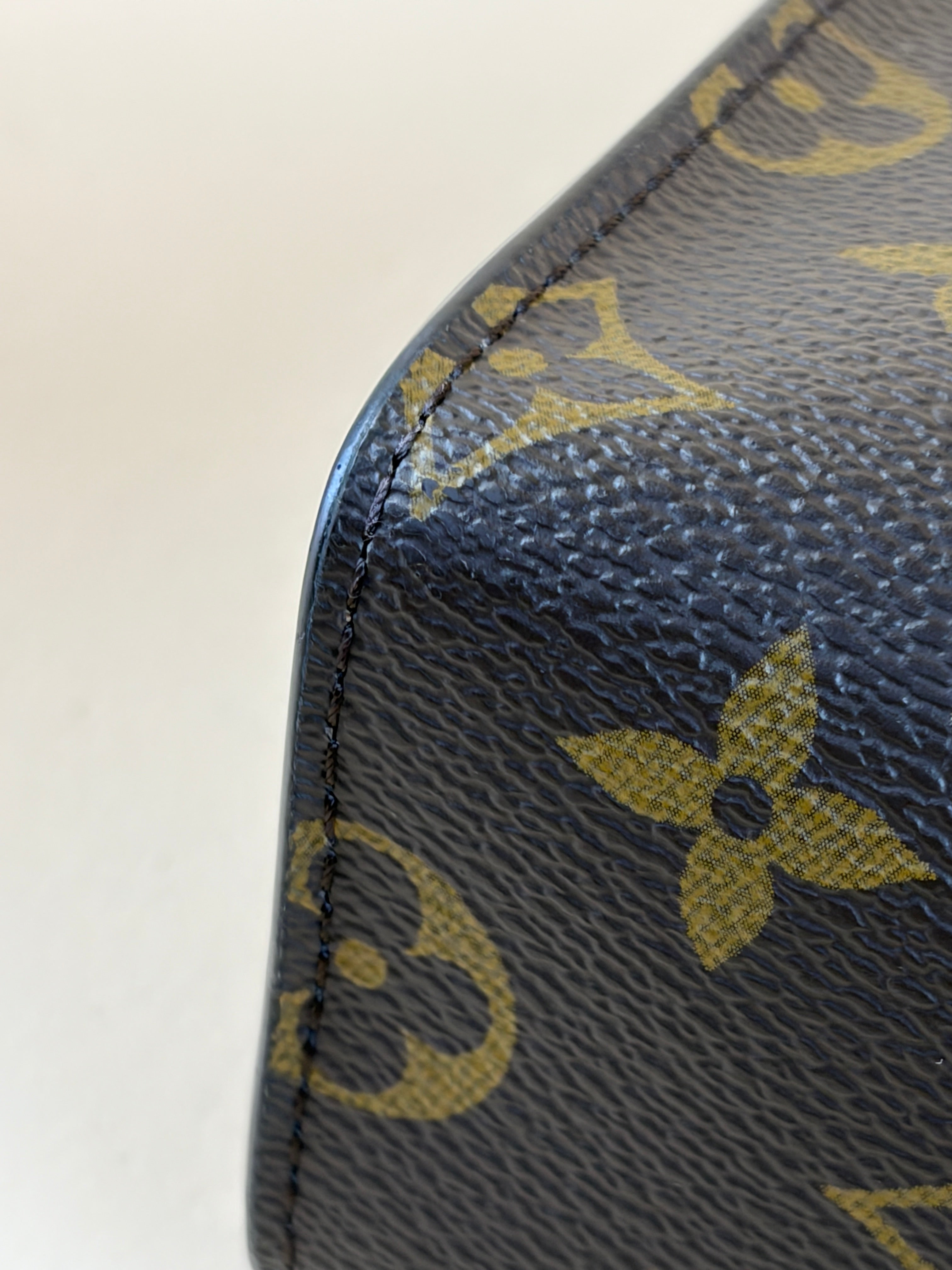 Louis Vuitton Monogram Poche Toilette