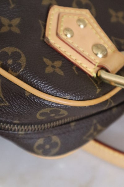 Louis Vuitton Monogram Manhattan PM Bag-handbag-Louis Vuitton-The Closet Egypt