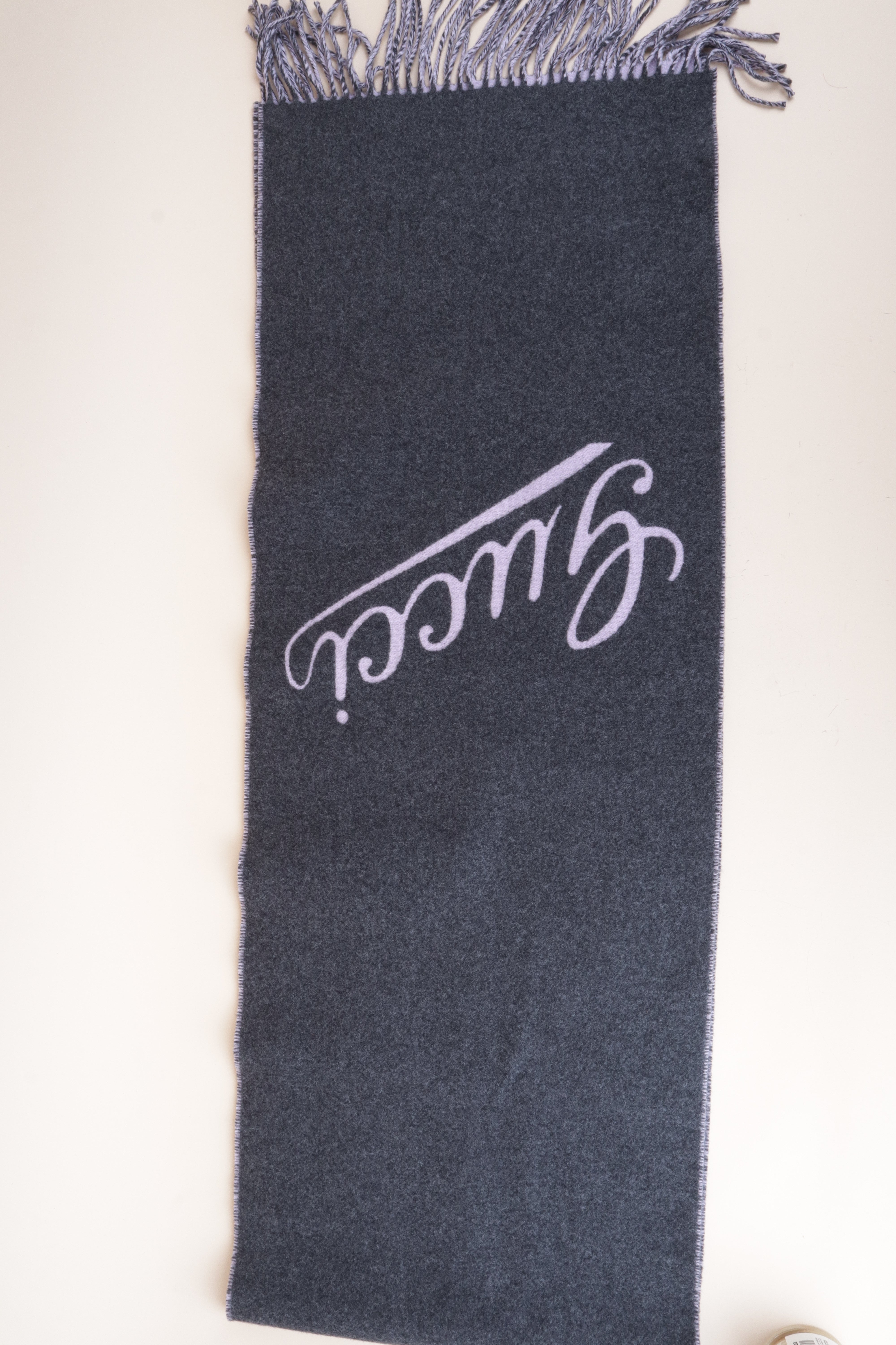 gucci wool cashmere scarf grey& purple