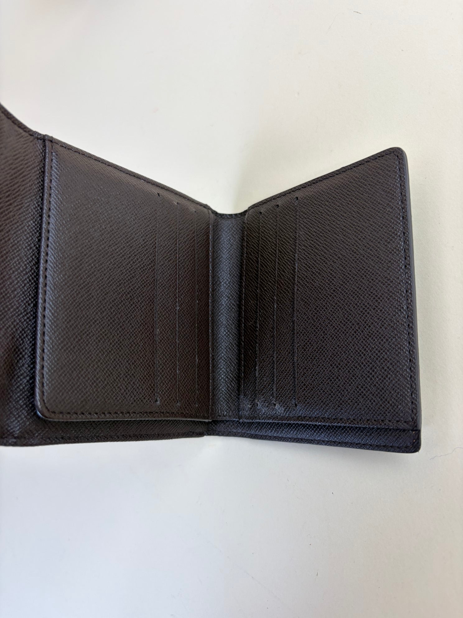 Louis Vuitton Brown Elise damper Ebene small wallet