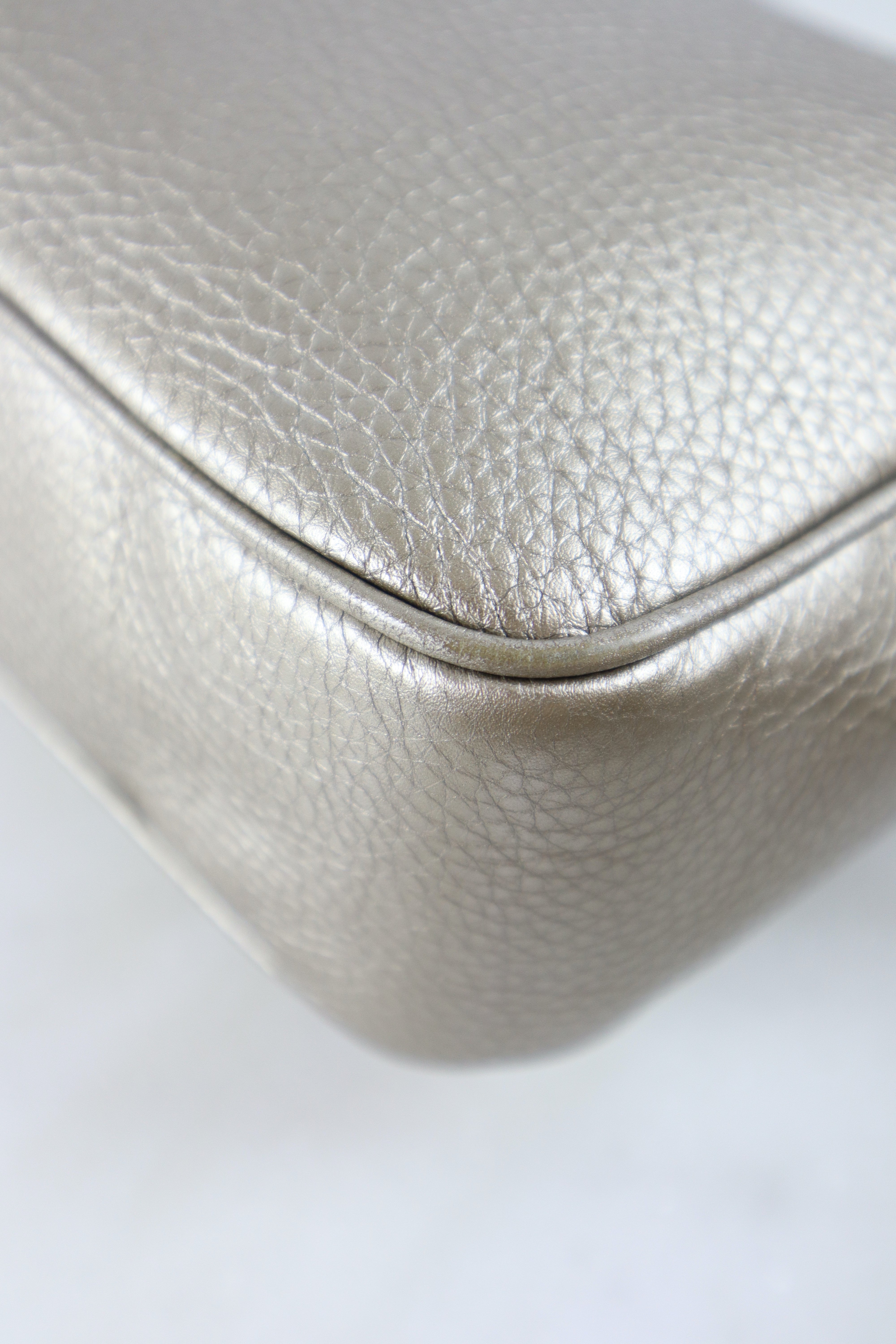 Gucci Metallic Gold Soho Camera Crossbody Bag