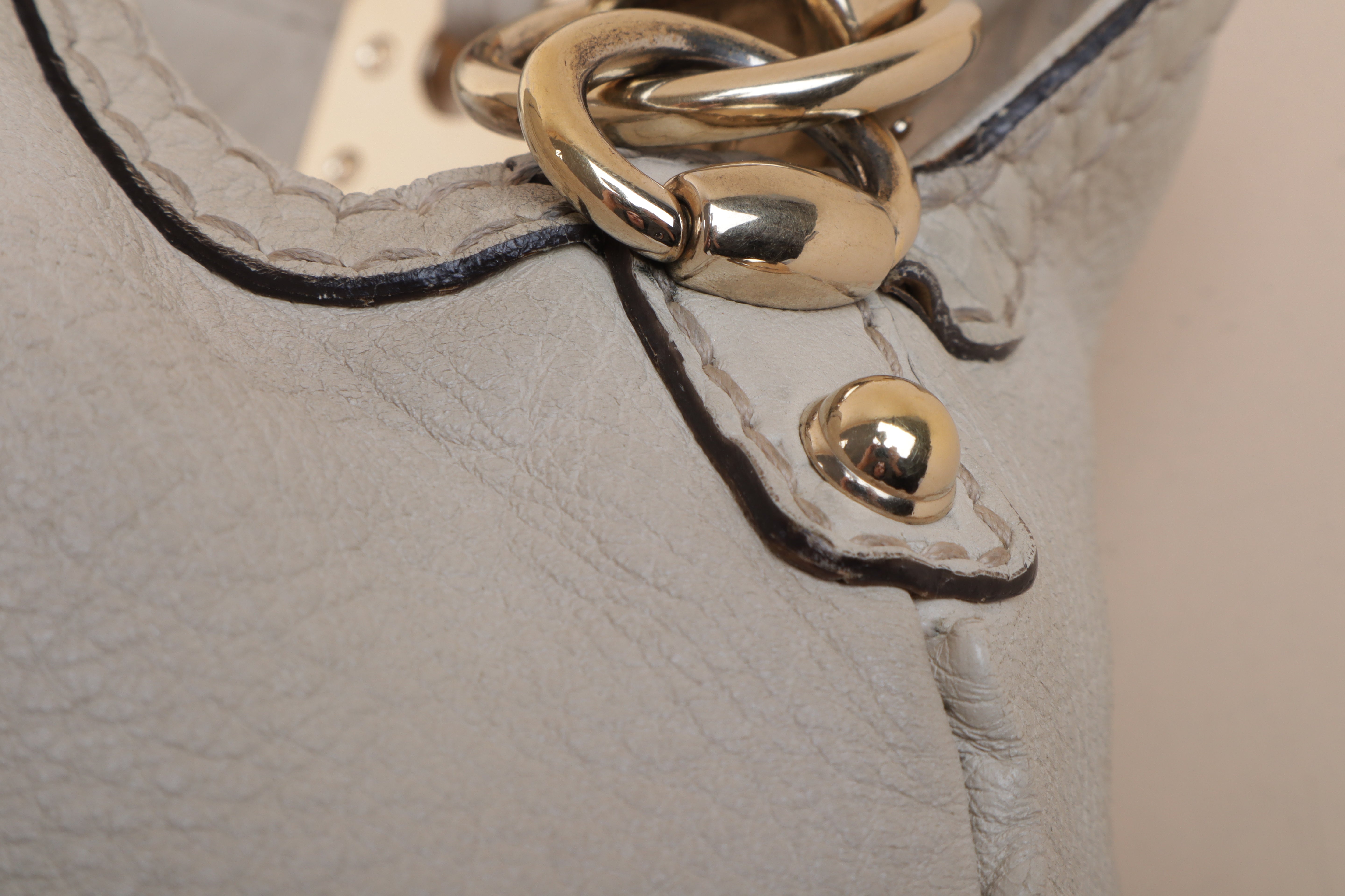 Gucci Off White Babouska Indy Bag