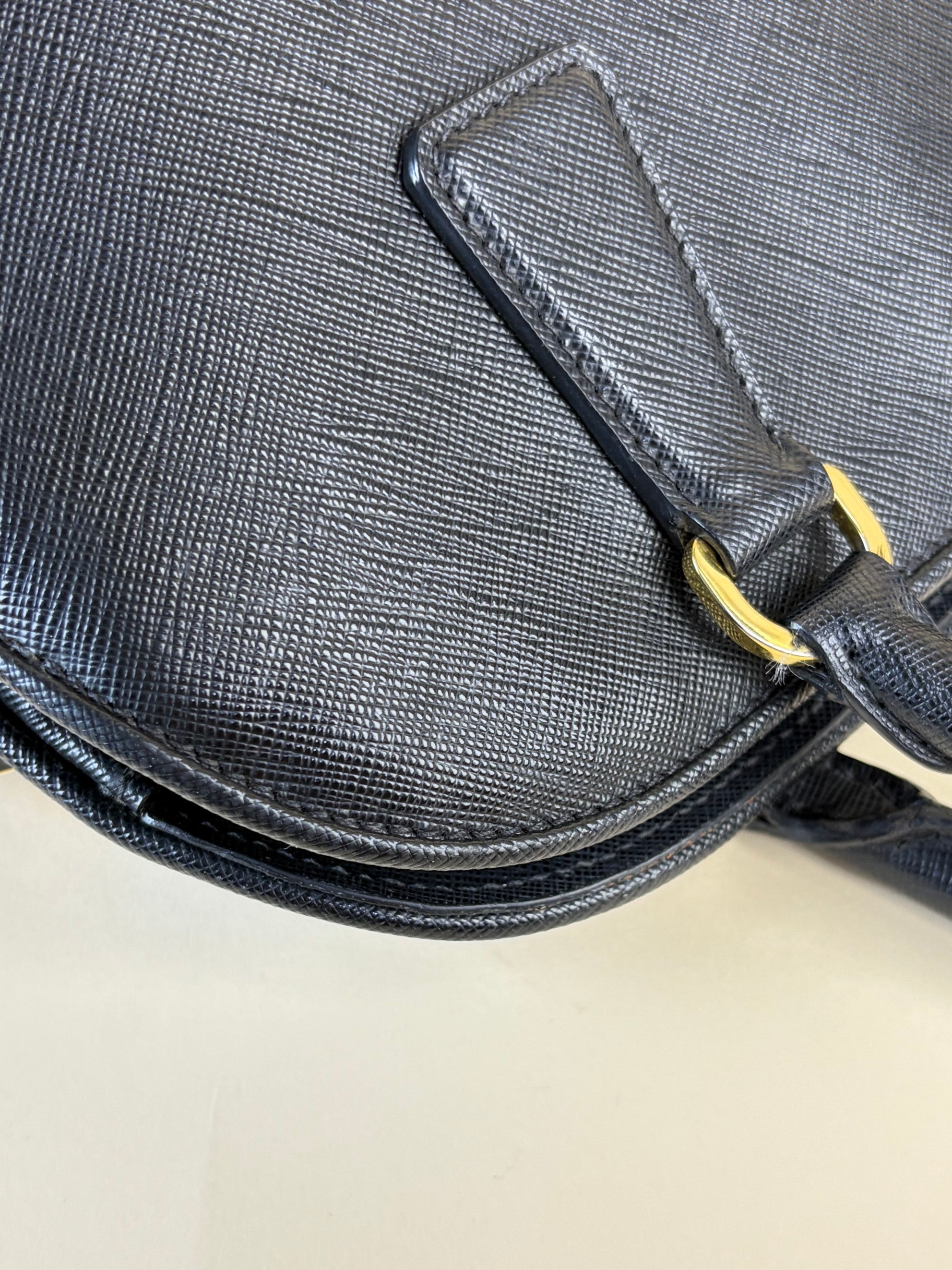 Prada black saffanio leather open promenade tote bag