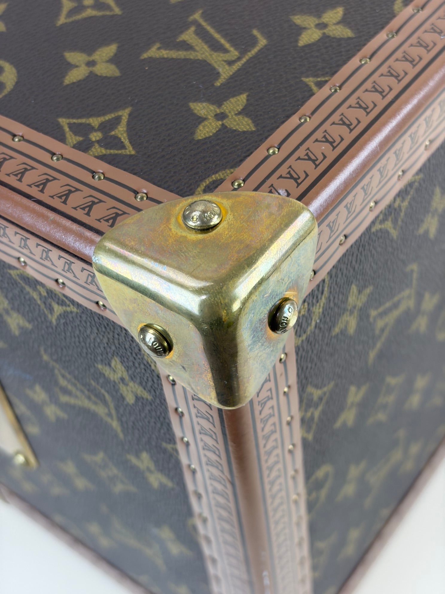 Louis Vuitton Monogram boite flacons beauty train trunk case