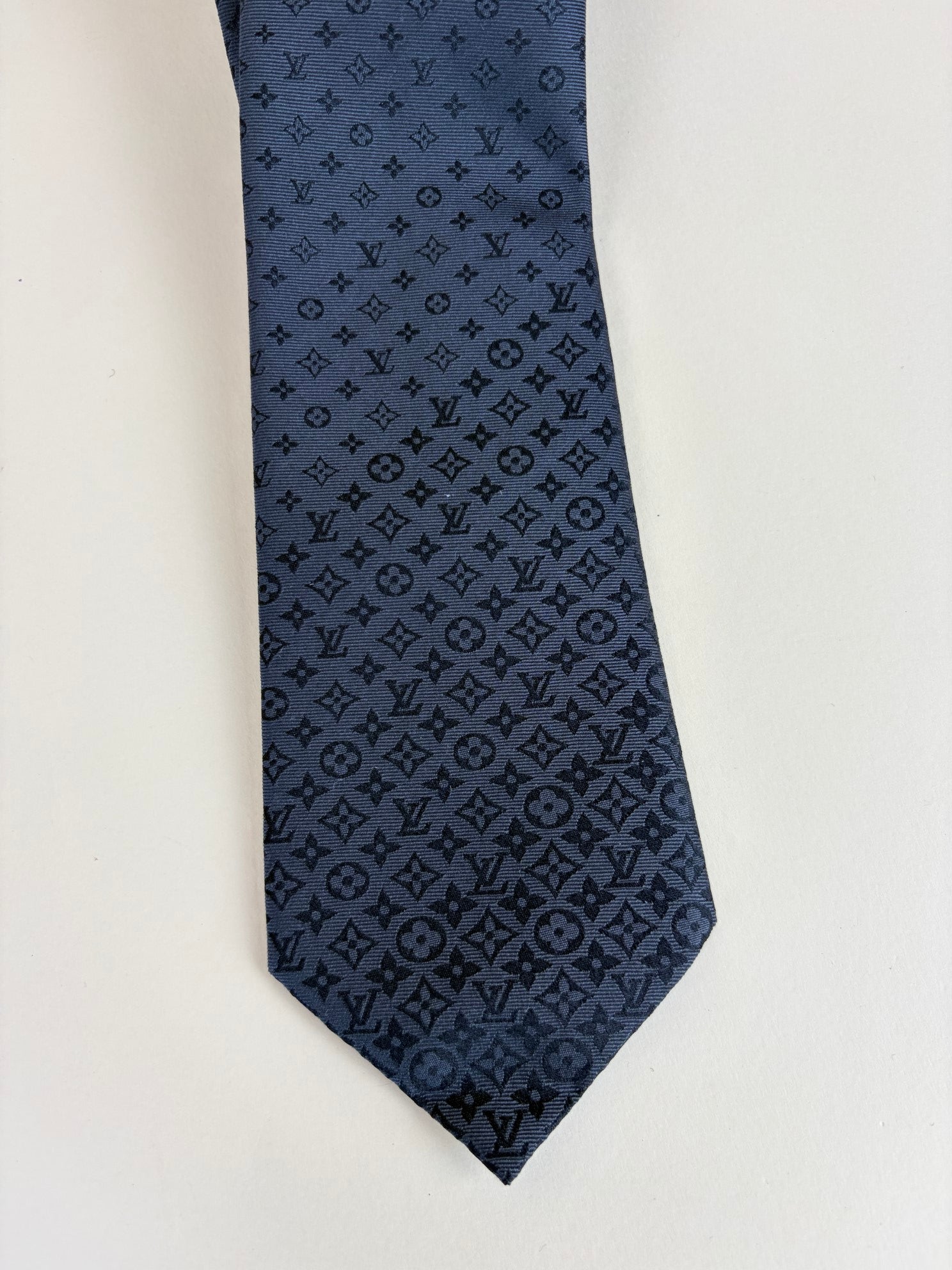 Louis Vuitton Black Fading Monogram Tie